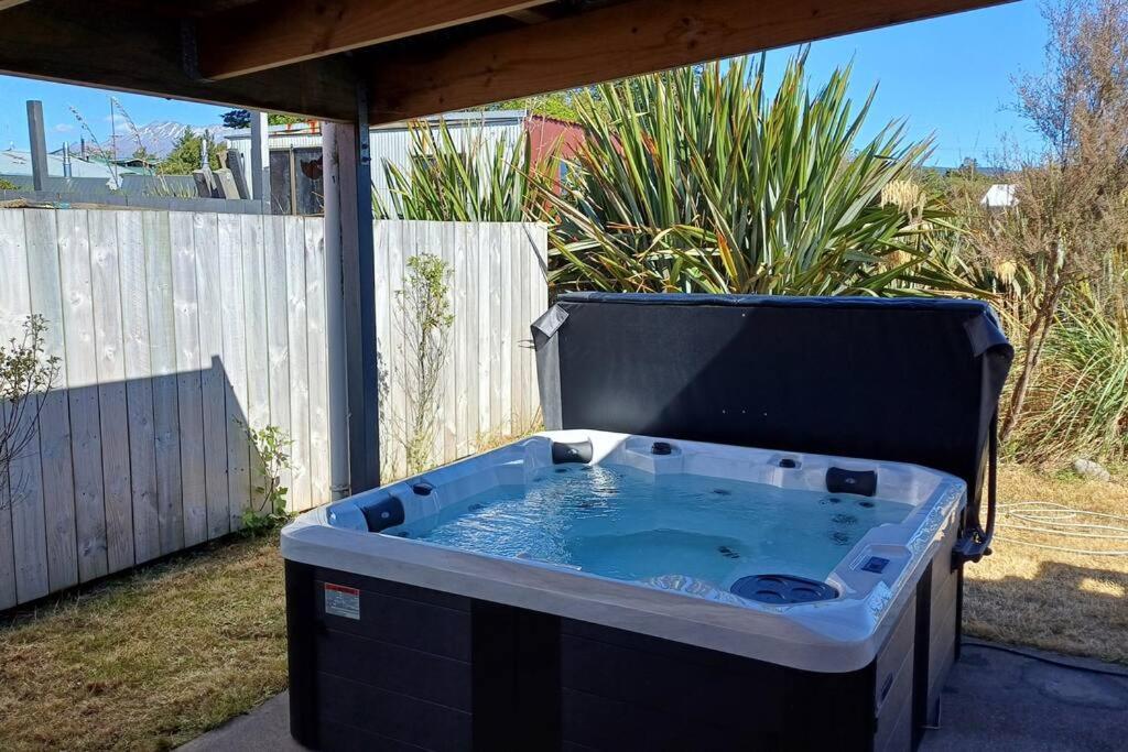 Macks Alpine Chalet And Spa Pool