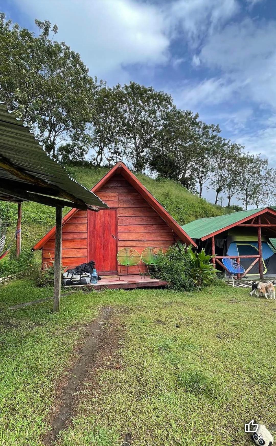 Sunset Inn Arenal B&B