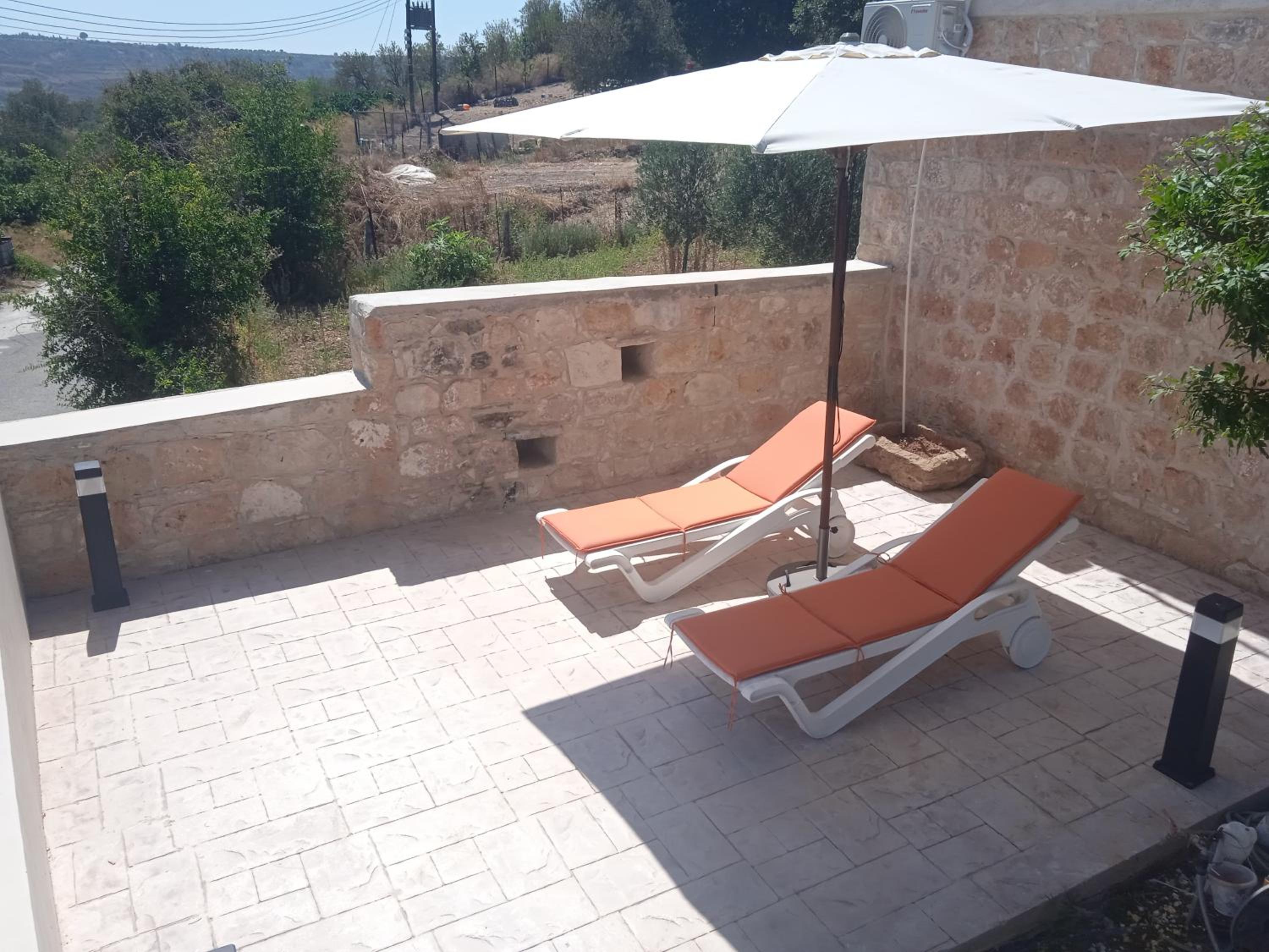 Papageorgios Village House