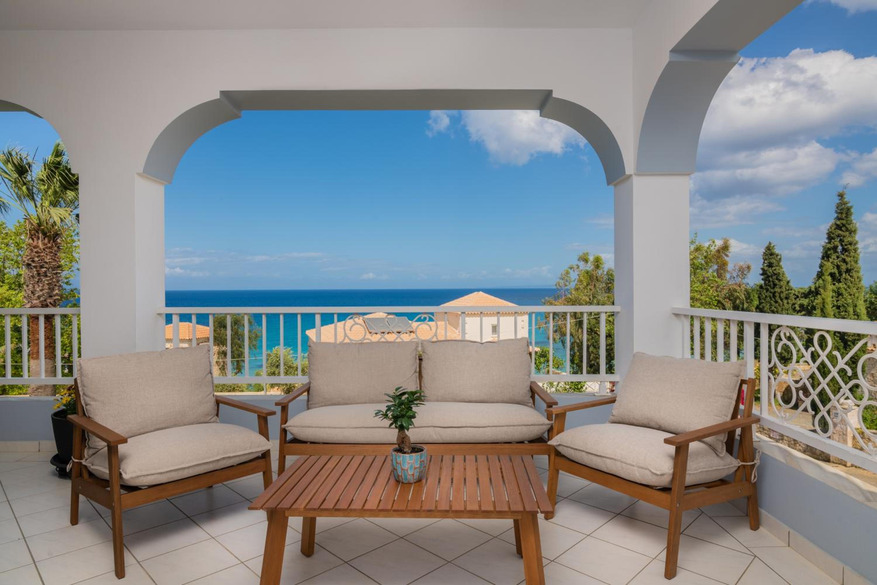 Swan Apartment 3 photo 4