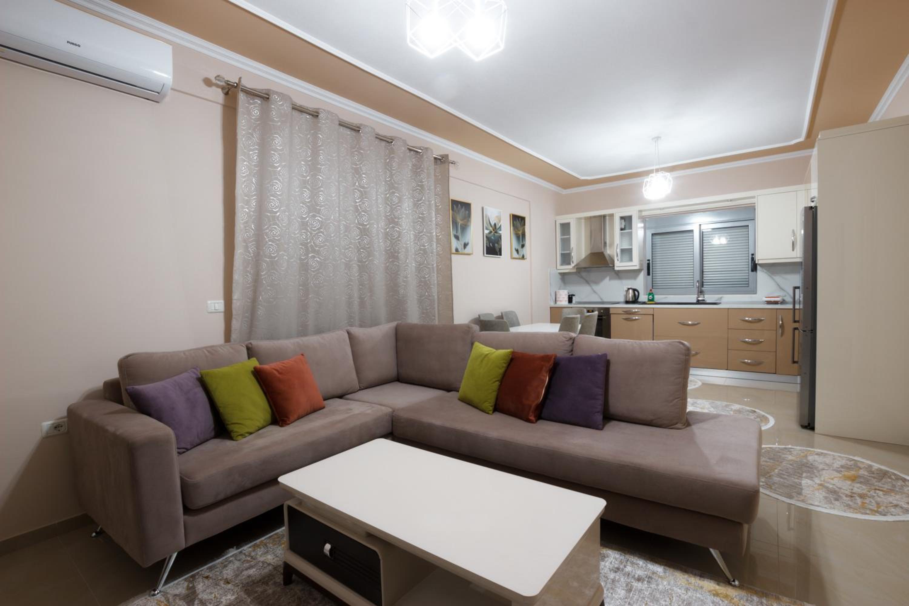 Nov's Apartment2