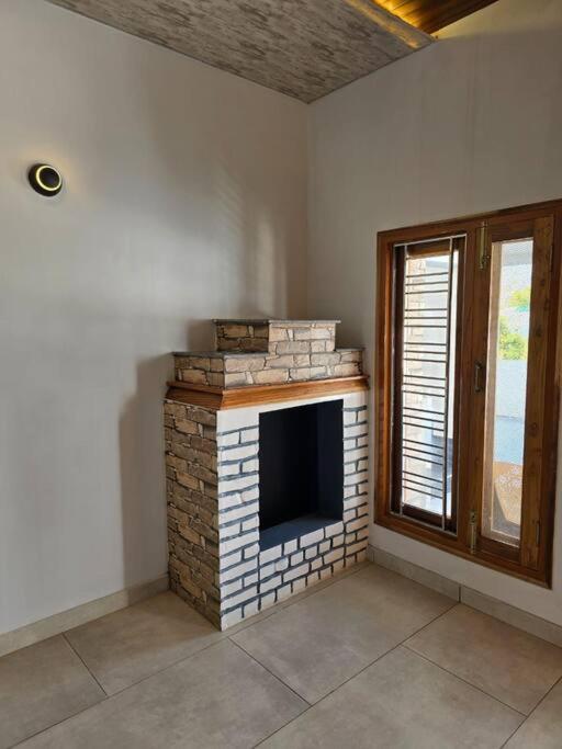 Lakes 9 Residency - Flying Monkey - Luxury Villa view 3