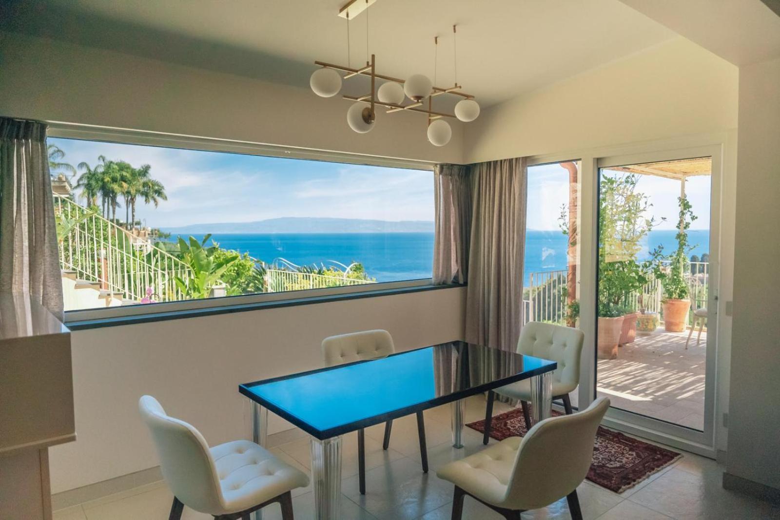 Taormina Seaview photo 3