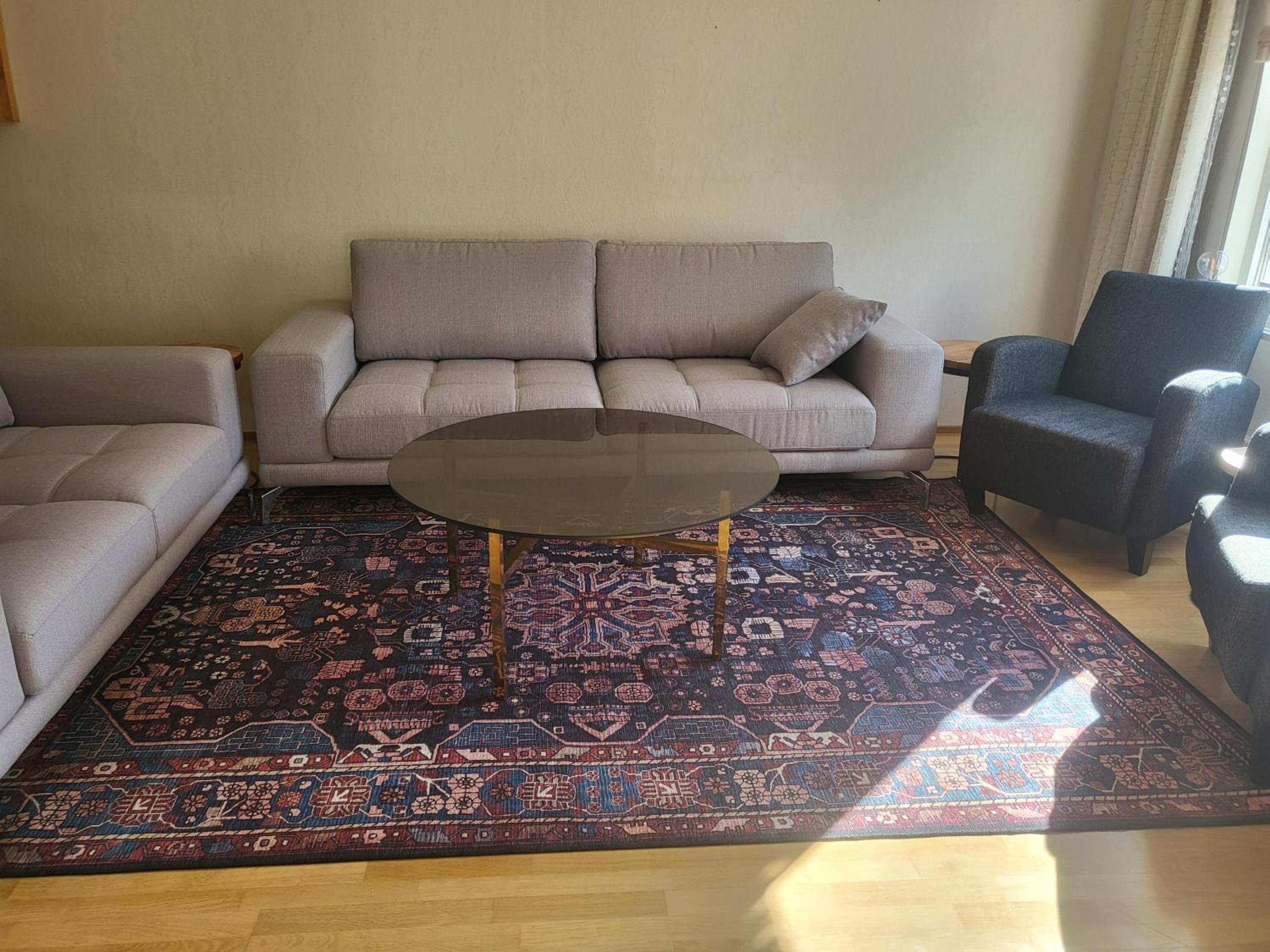 Apartment 136 m2 with 3 bedrooms and 2 livingrooms, 2 floors, walking distance to all amenities view 3
