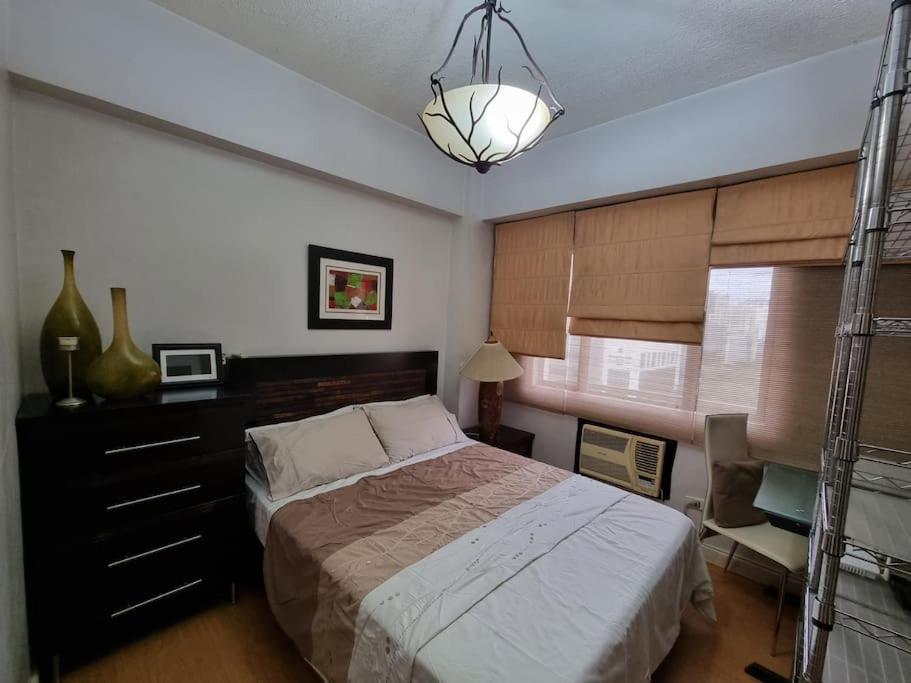 Cozy 1 BR apartment at the heart of BGC, Taguig view 5