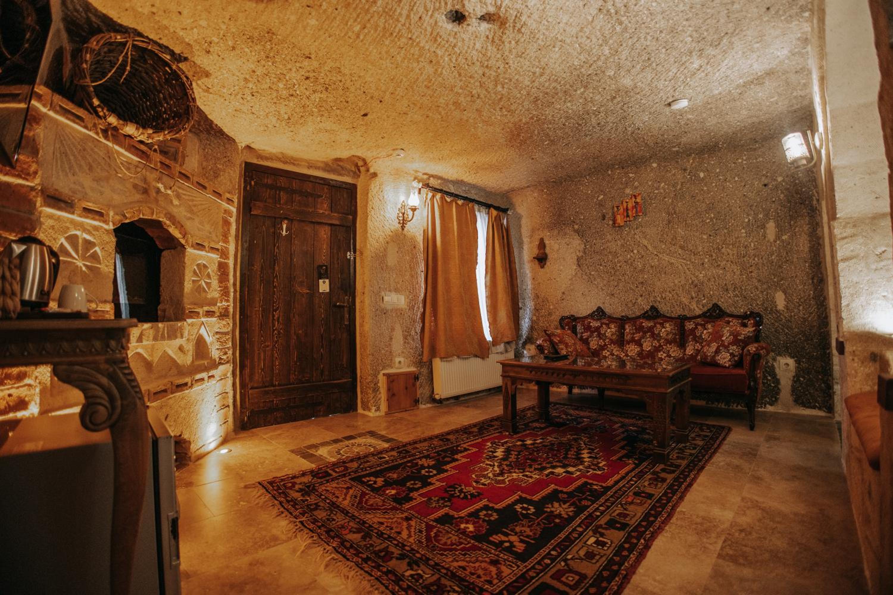 Vintage Cave House Hotel - Image 73
