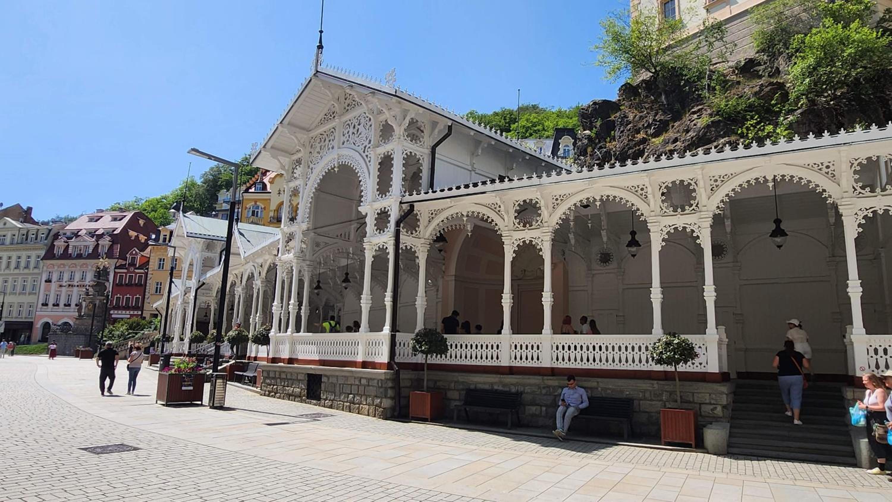 Centrum Karlovy Vary Divadelní