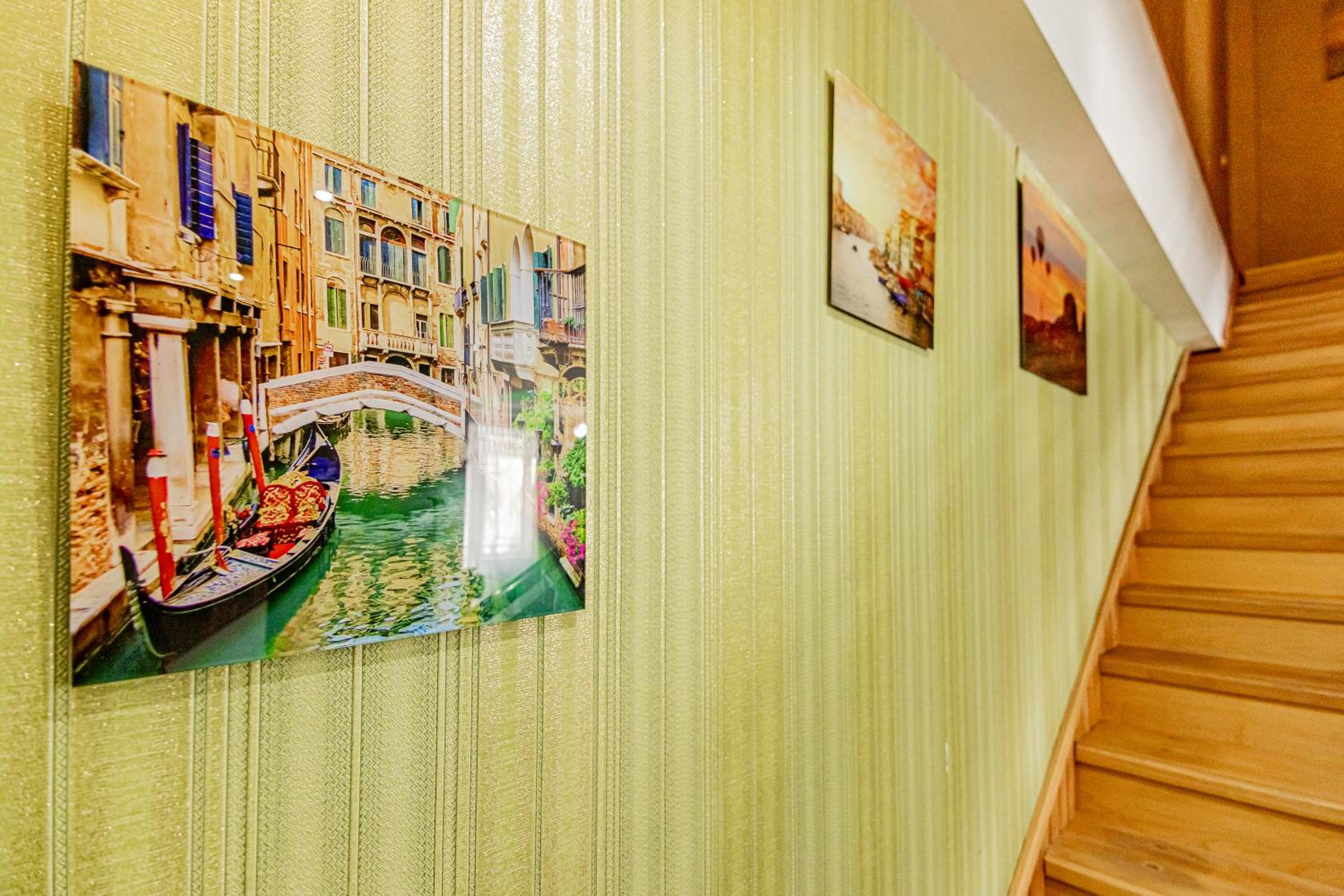 Old Metekhi Apartment