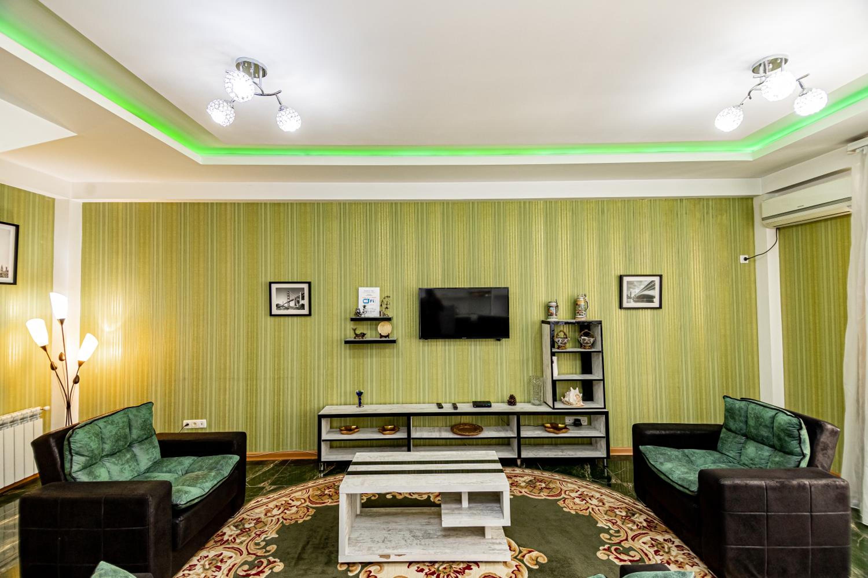 Old Metekhi Apartment
