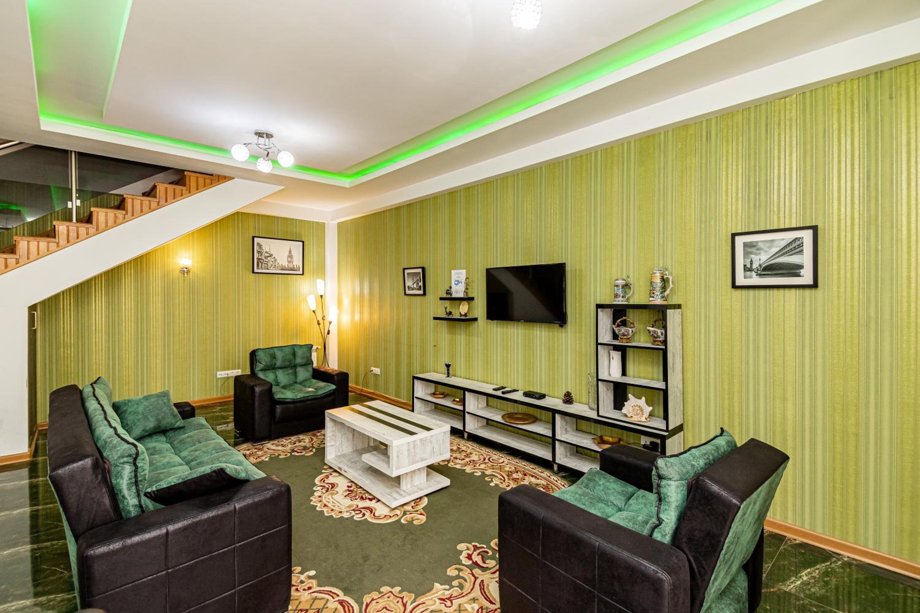 Old Metekhi Apartment