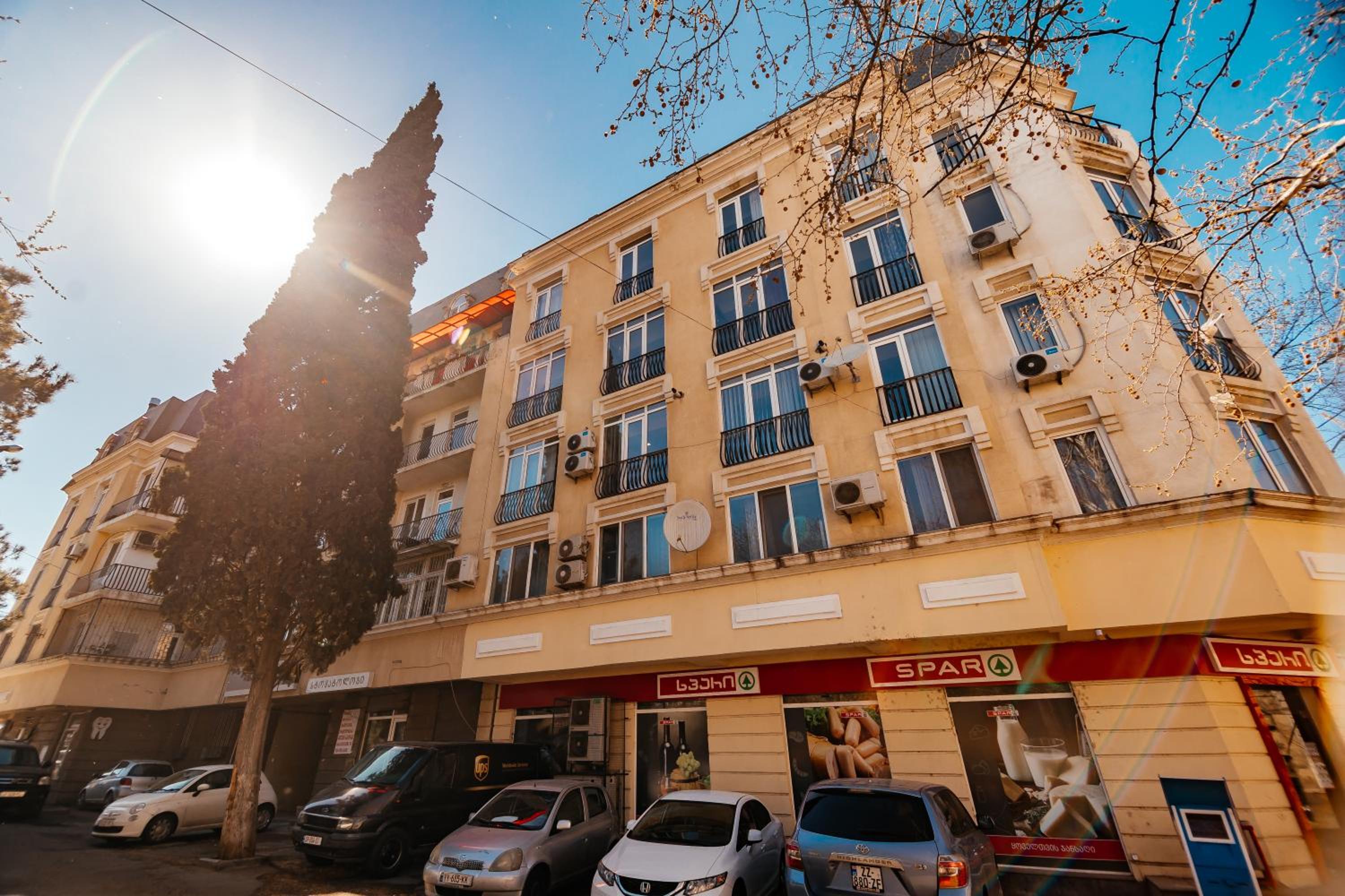 Old Metekhi Apartment
