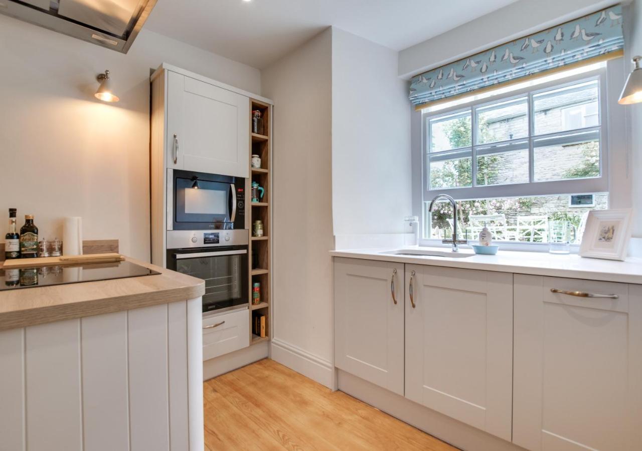 3 Bed in Swanage oc-wy557