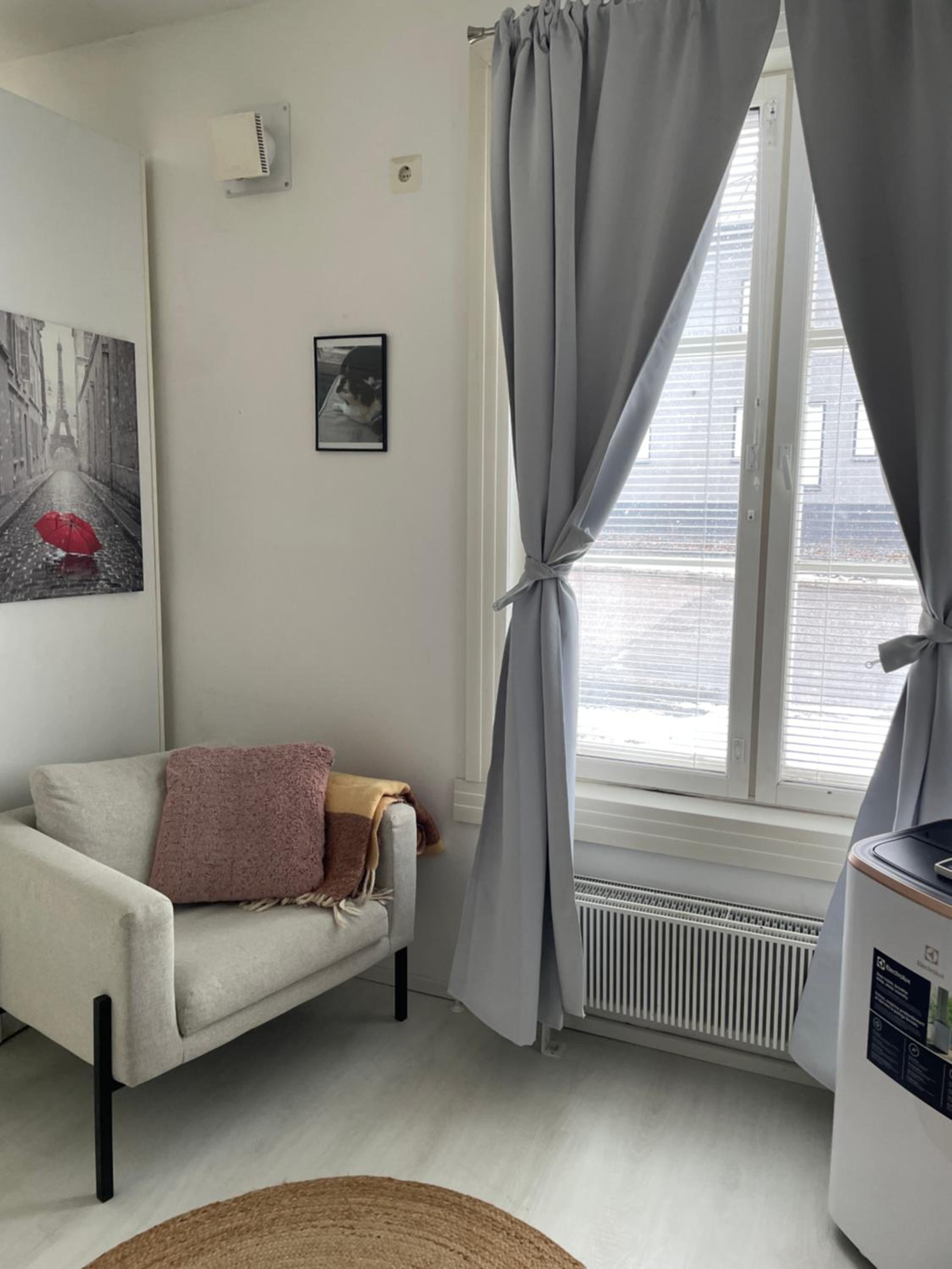 Yksiö+autopaikka/Small apt.+free parking