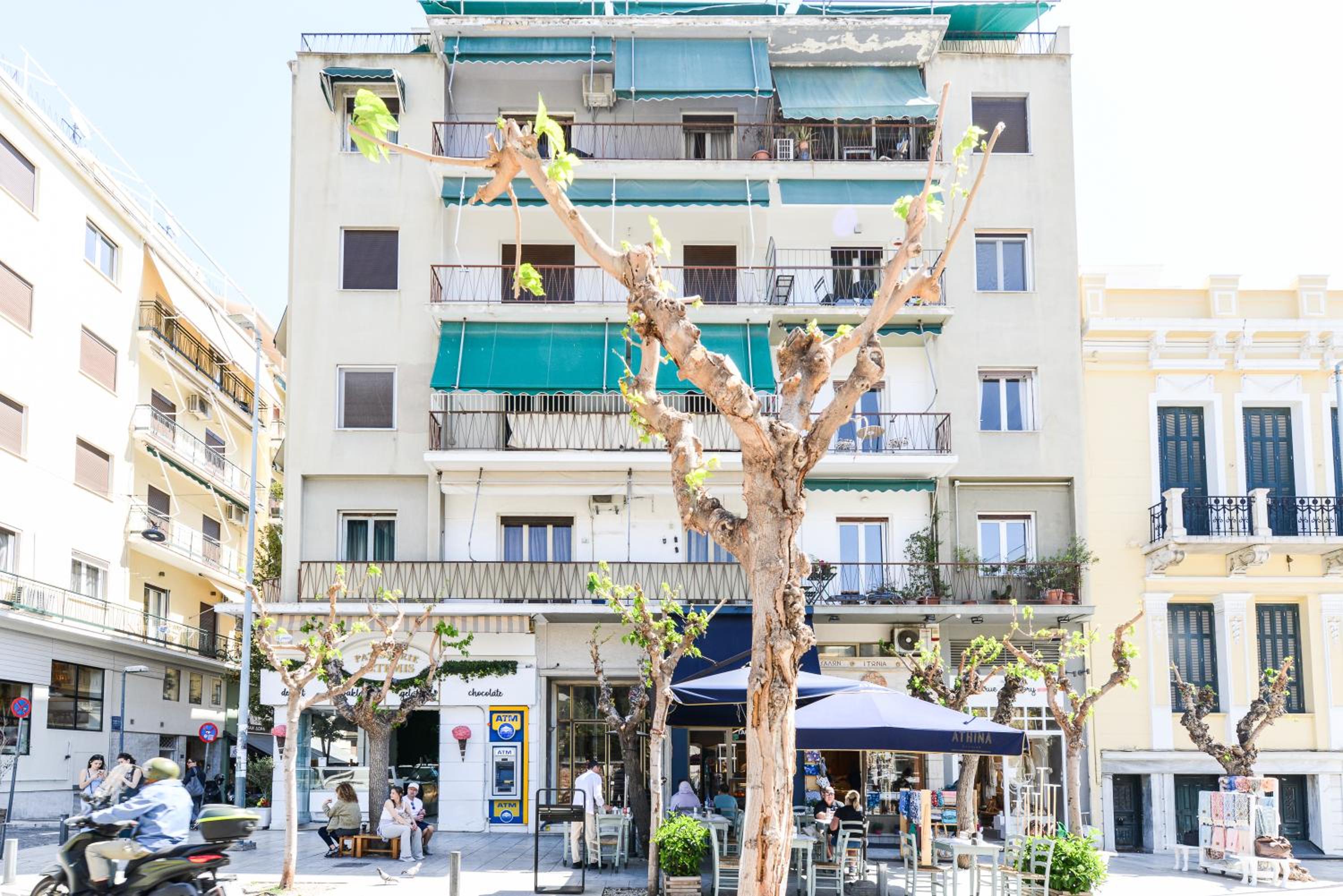 Athenean Classic Apartment at Acropolis Museum & Metro