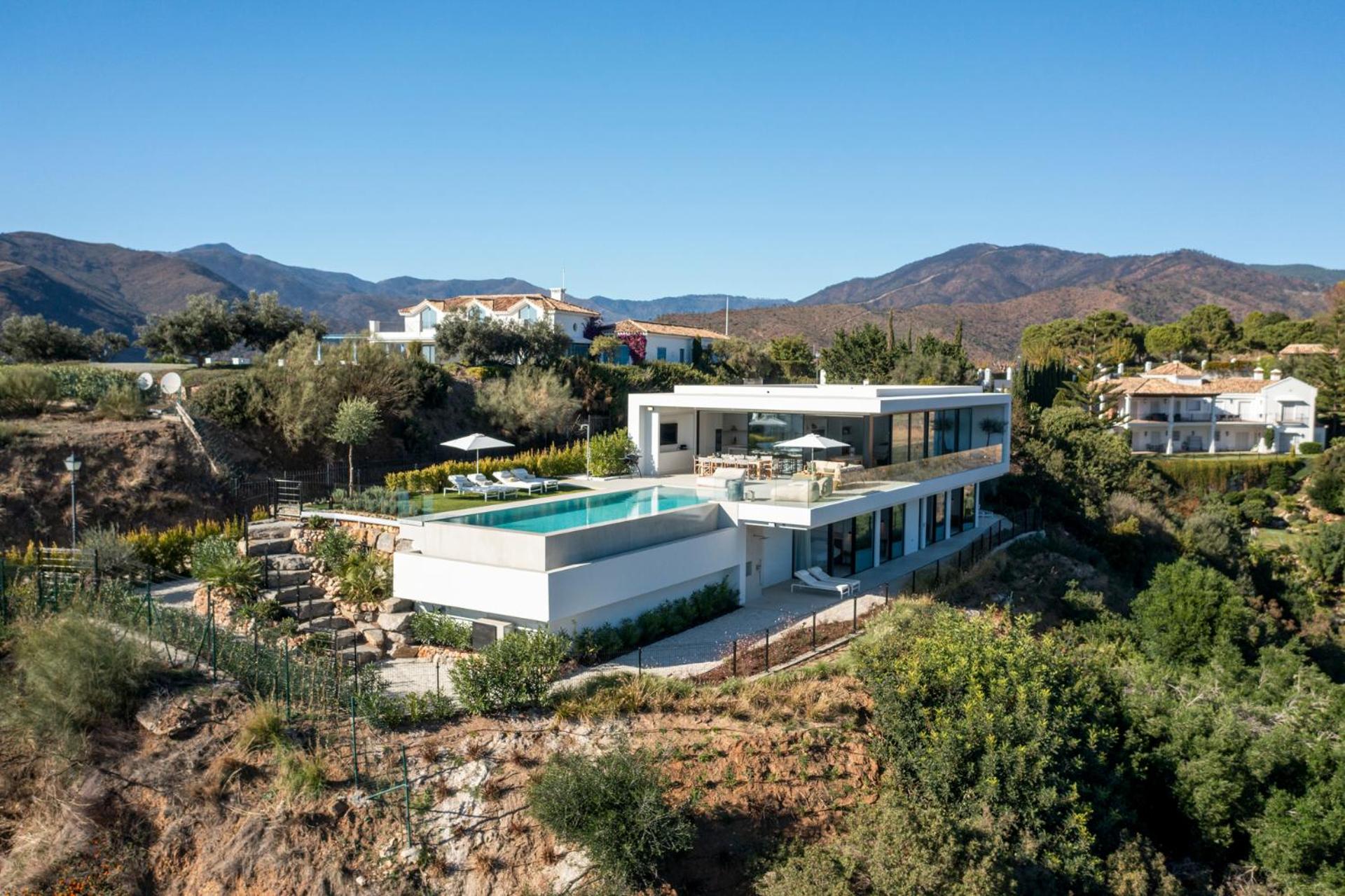 Exclusive VILLA IMAGINE MARBELLA by IMAGINEMARBELLA, breathtaking panoramic sea views heated infinity pool