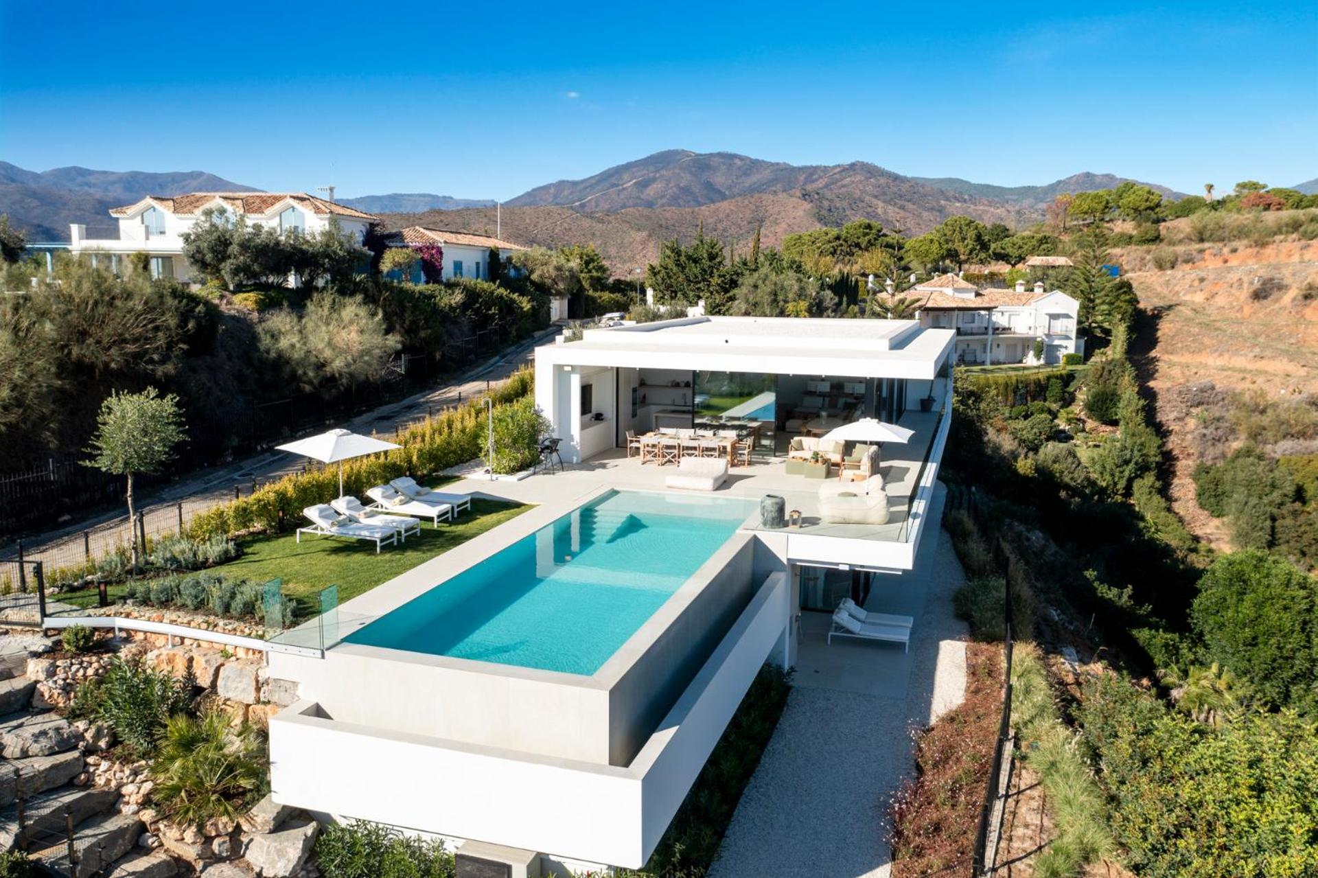 Exclusive VILLA IMAGINE MARBELLA by IMAGINEMARBELLA, breathtaking panoramic sea views heated infinity pool