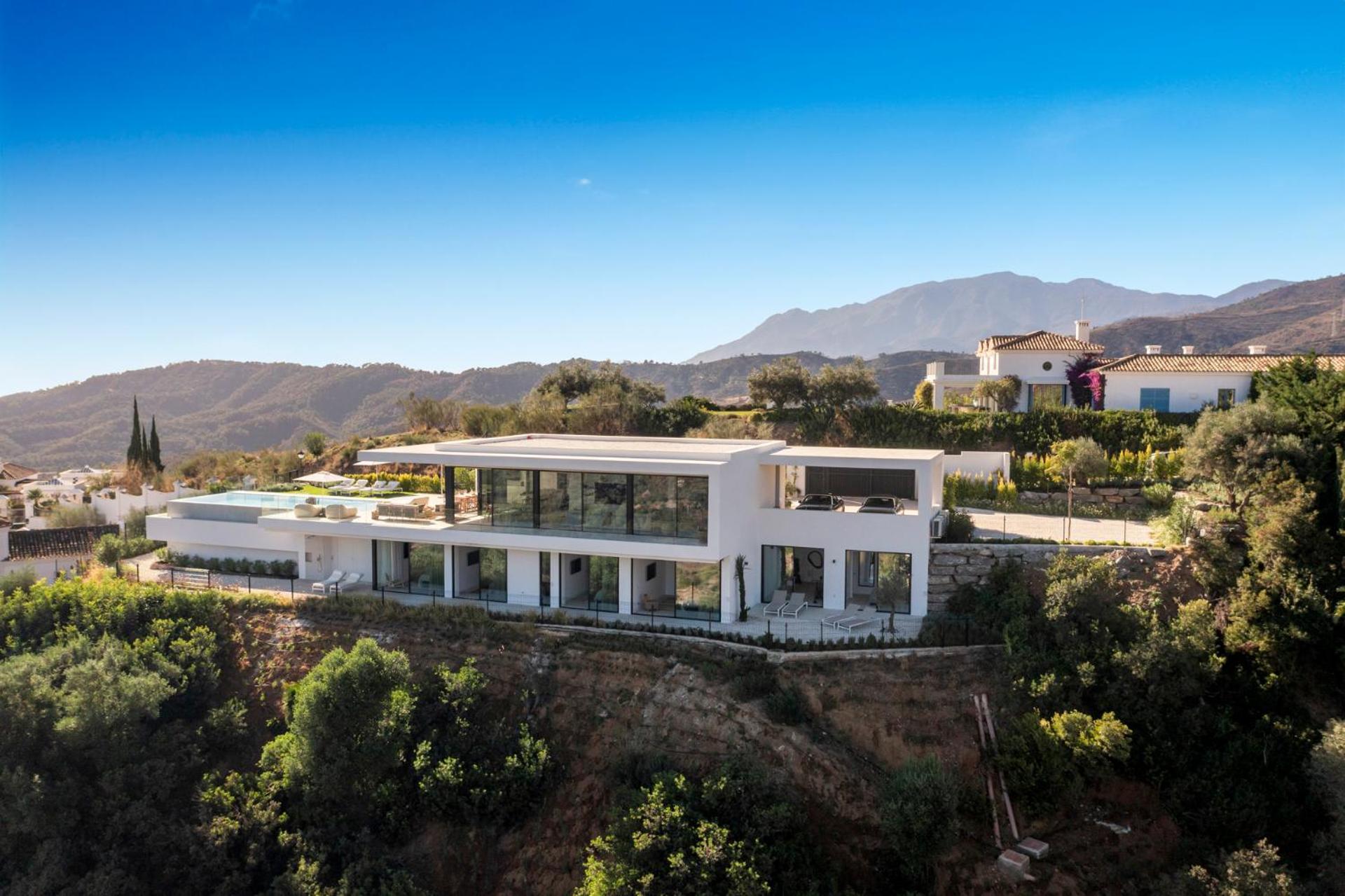 Exclusive VILLA IMAGINE MARBELLA by IMAGINEMARBELLA, breathtaking panoramic sea views heated infinity pool