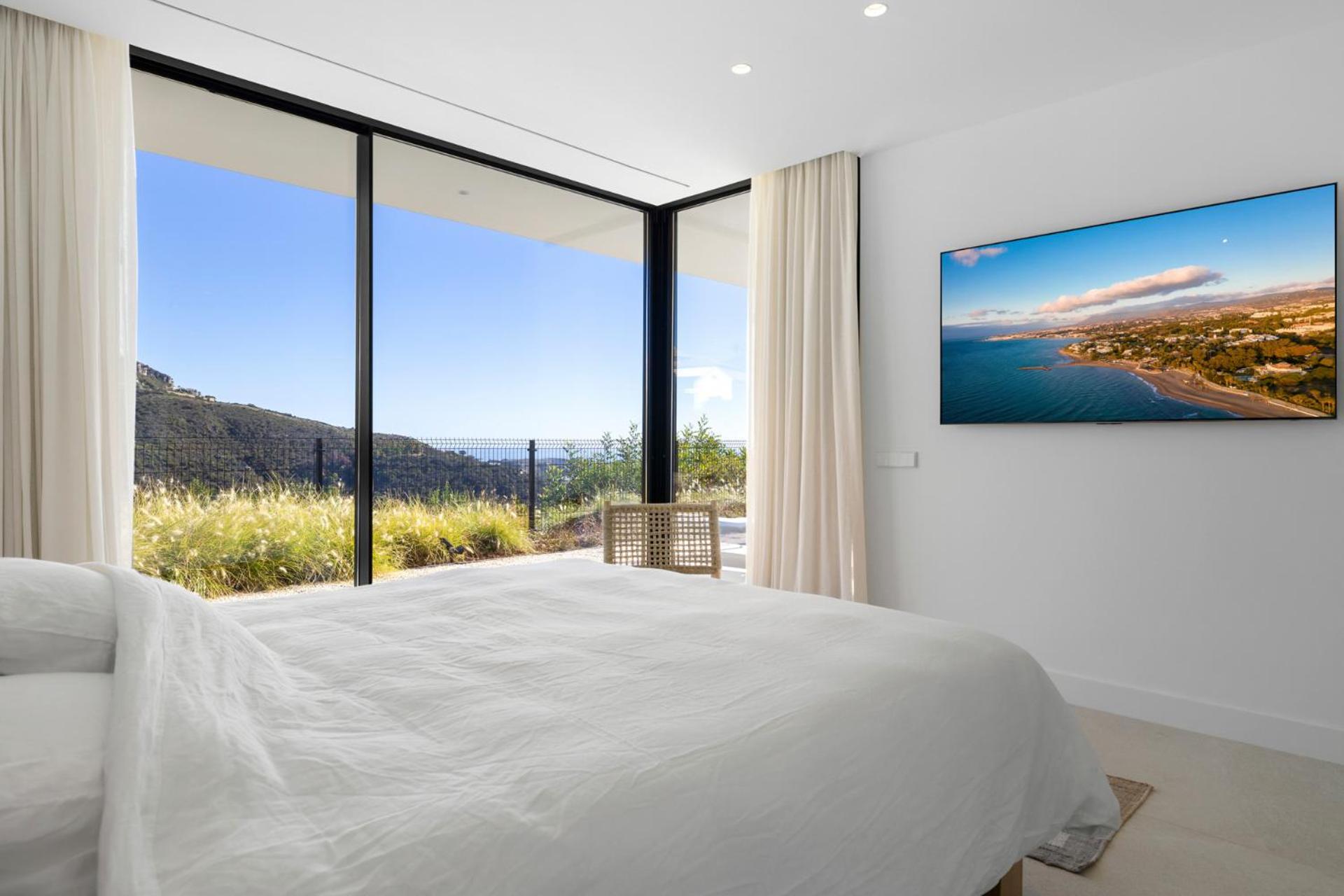 Exclusive VILLA IMAGINE MARBELLA by IMAGINEMARBELLA, breathtaking panoramic sea views heated infinity pool