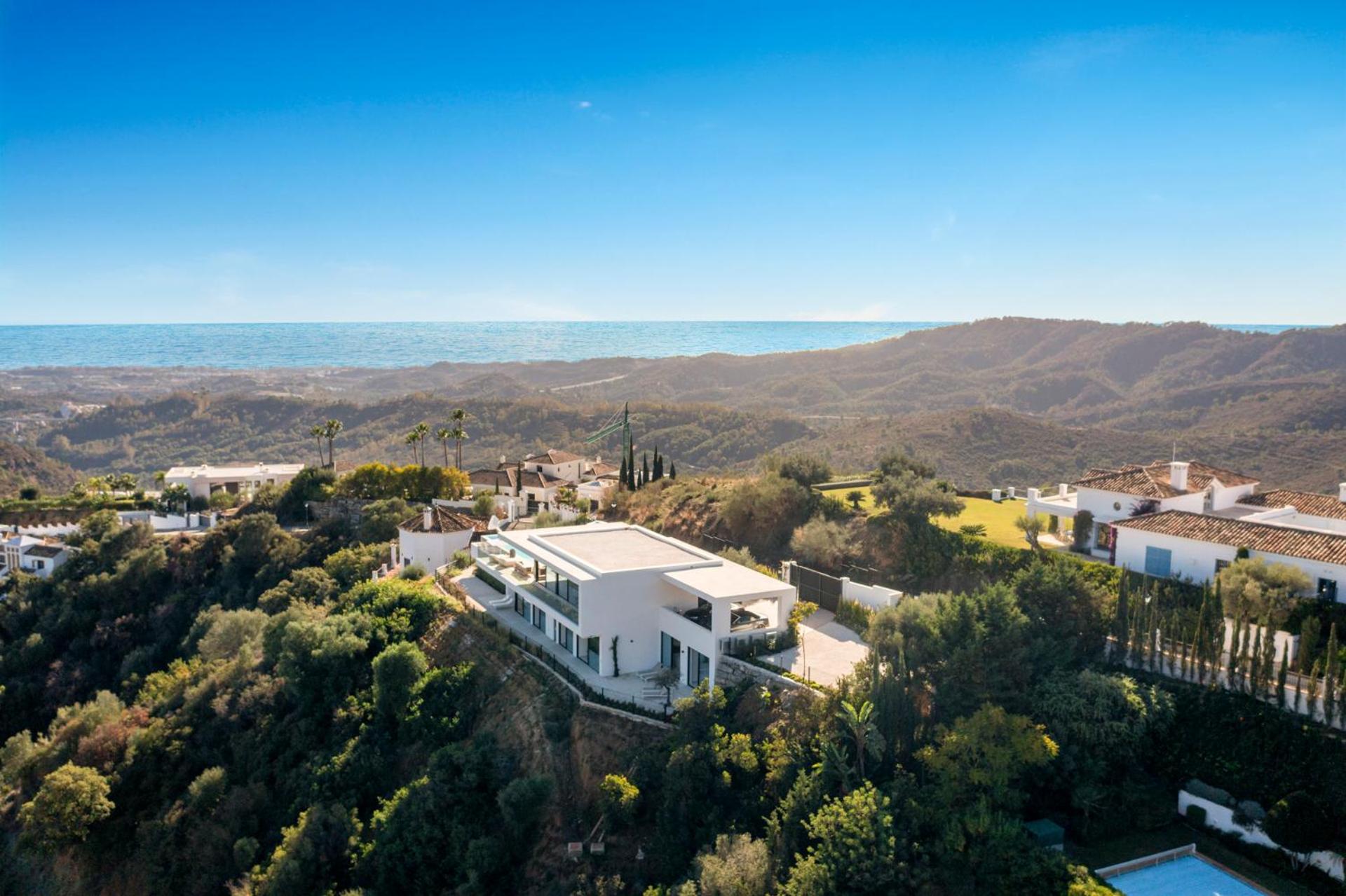 Exclusive VILLA IMAGINE MARBELLA by IMAGINEMARBELLA, breathtaking panoramic sea views heated infinity pool