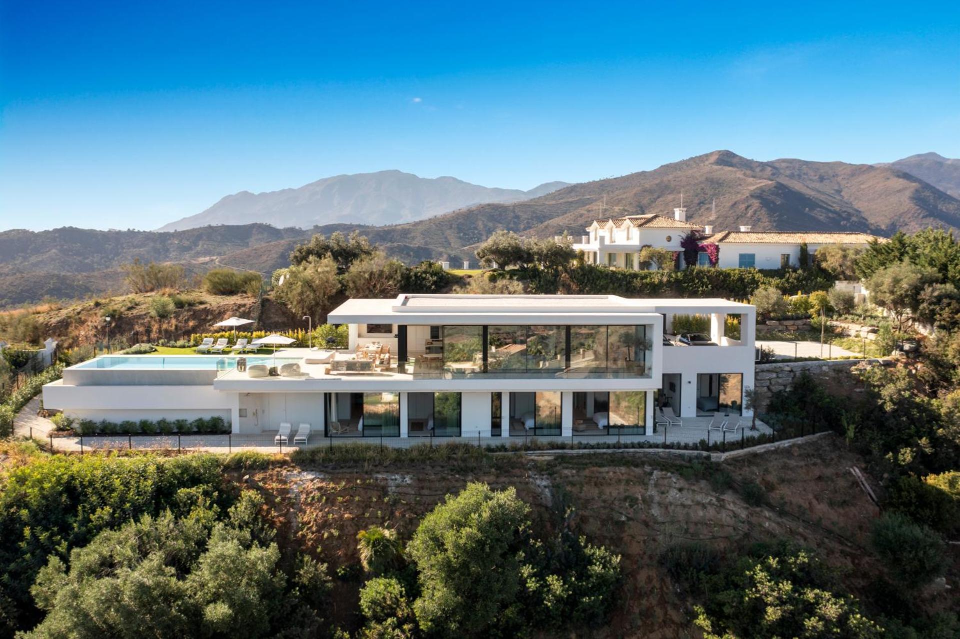 Exclusive VILLA IMAGINE MARBELLA by IMAGINEMARBELLA, breathtaking panoramic sea views heated infinity pool
