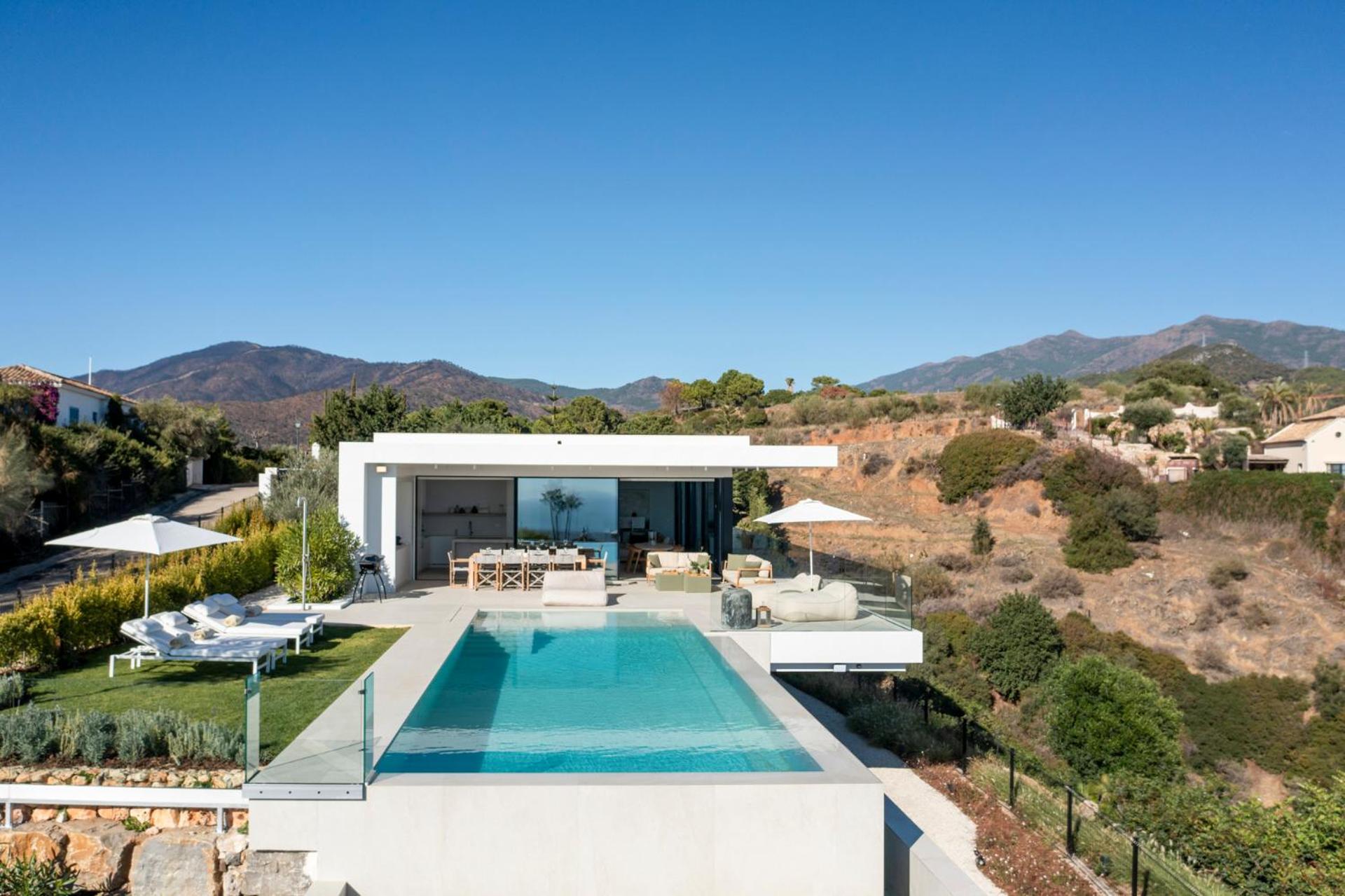 Exclusive VILLA IMAGINE MARBELLA by IMAGINEMARBELLA, breathtaking panoramic sea views heated infinity pool