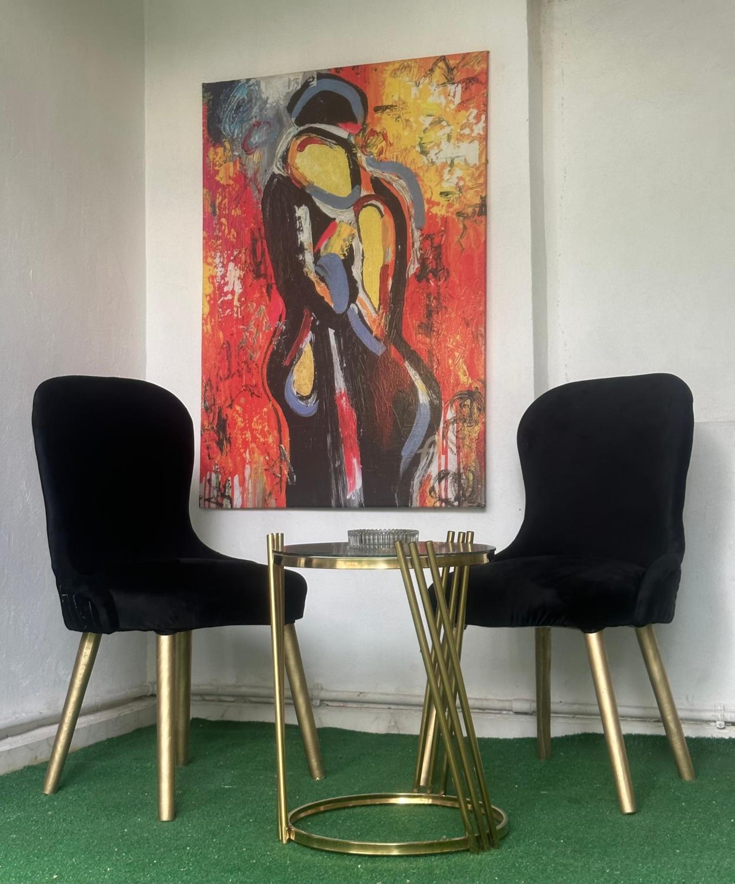 APOLO- Modern 1-Bedroom apartment in Heart of Zamalek visits allowed