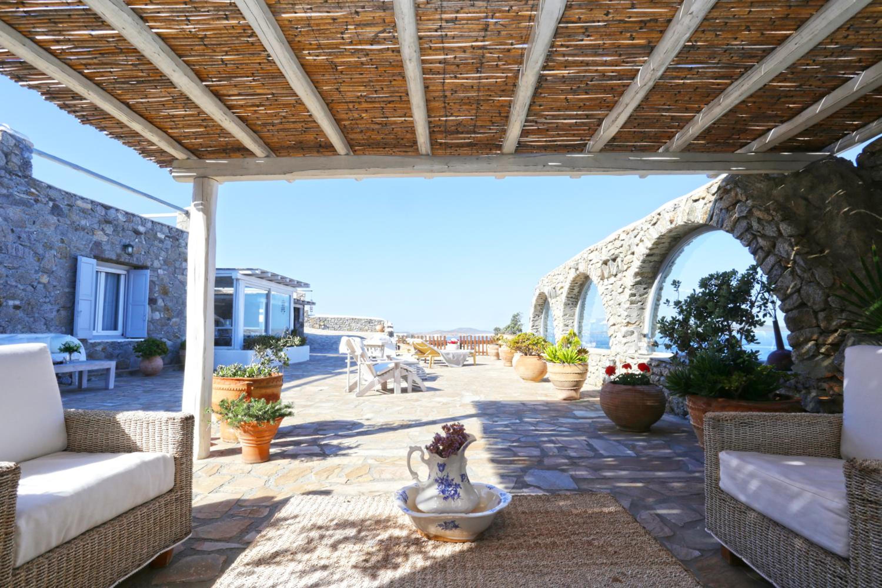 On the Rocks Villa w Hot Tub at Cavo Delos photo 2