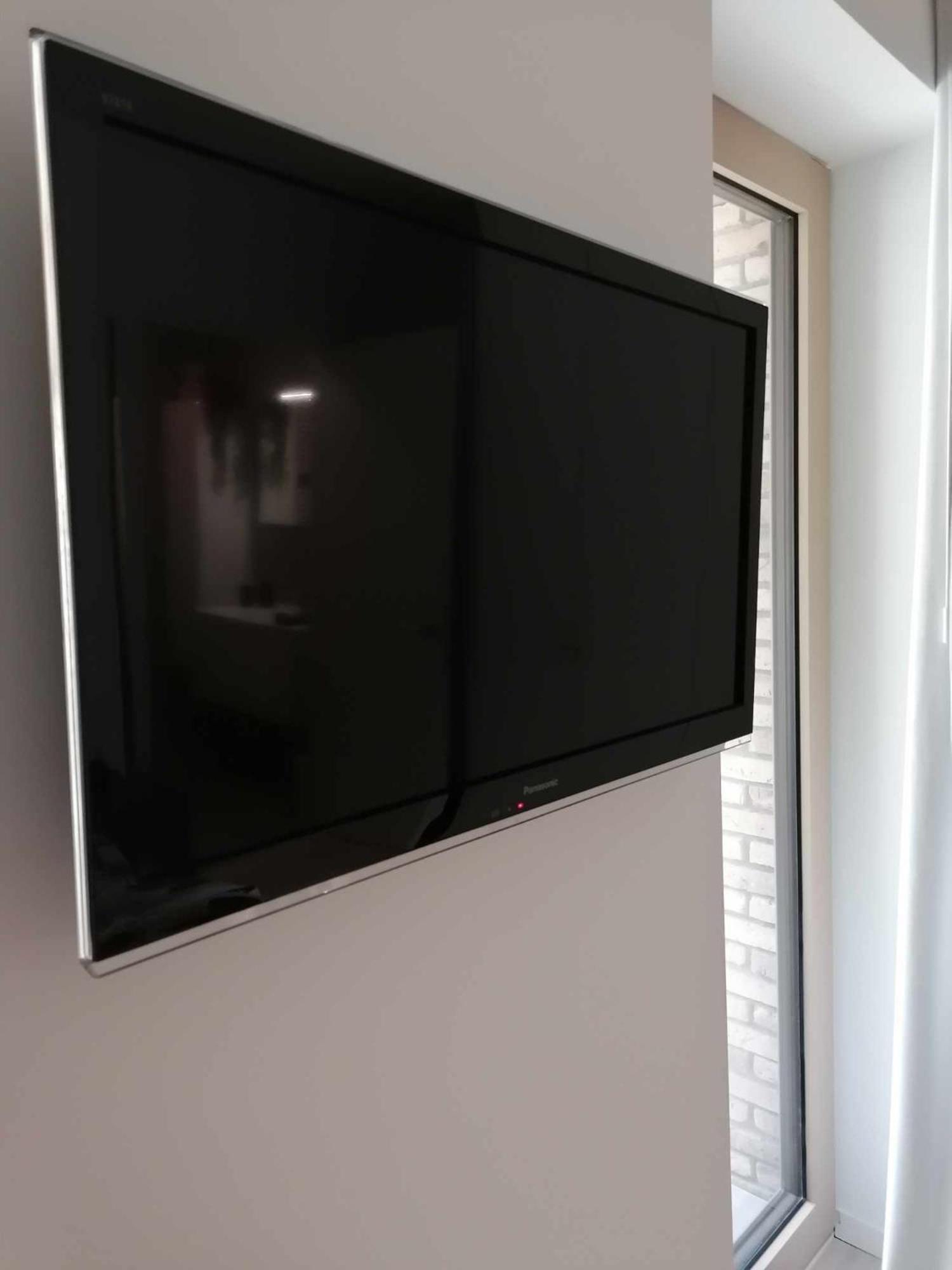 Bartine - modern and spacious flat near the sea, free parking space