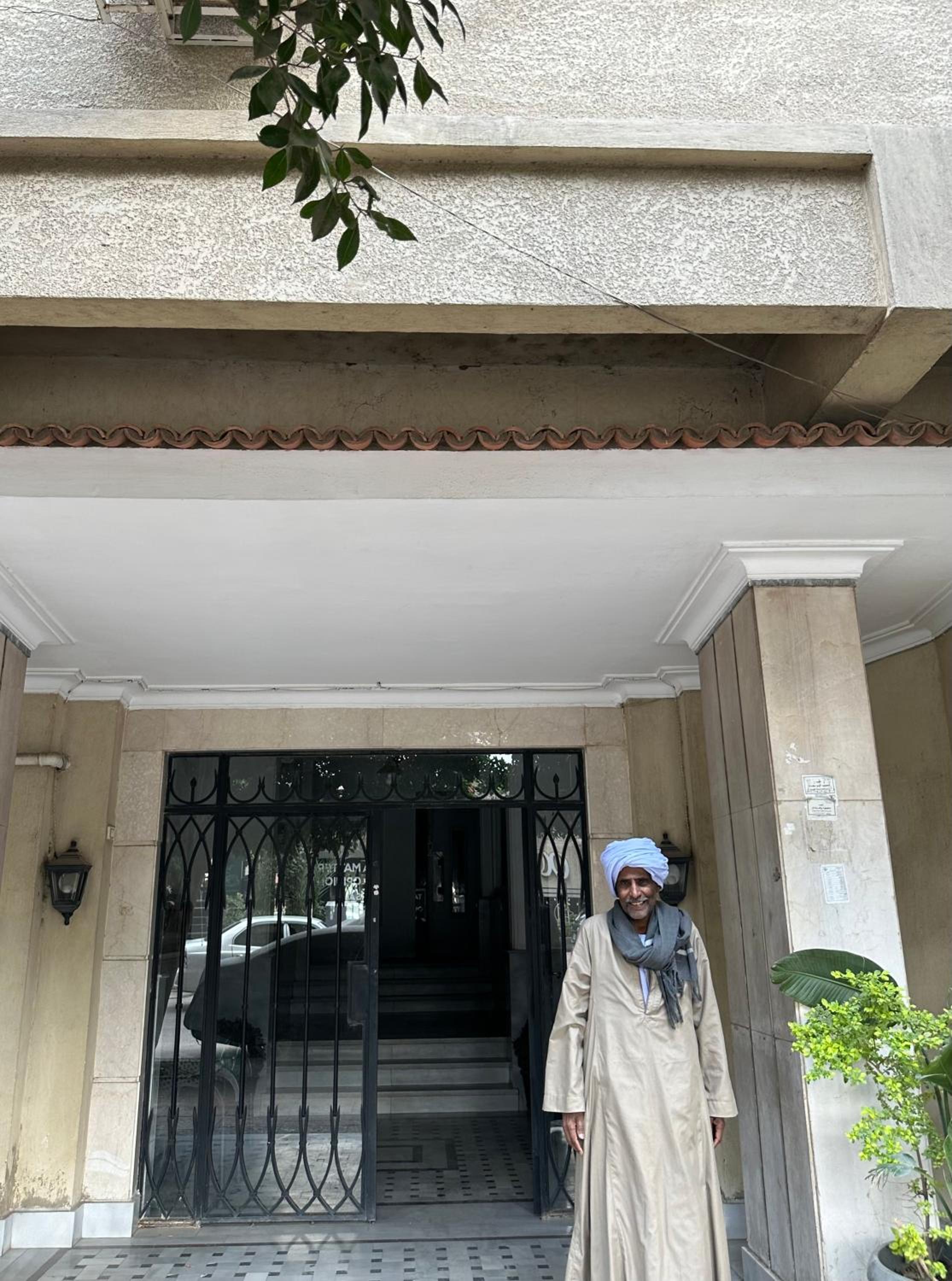APOLO- Modern 1-Bedroom apartment in Heart of Zamalek visits allowed