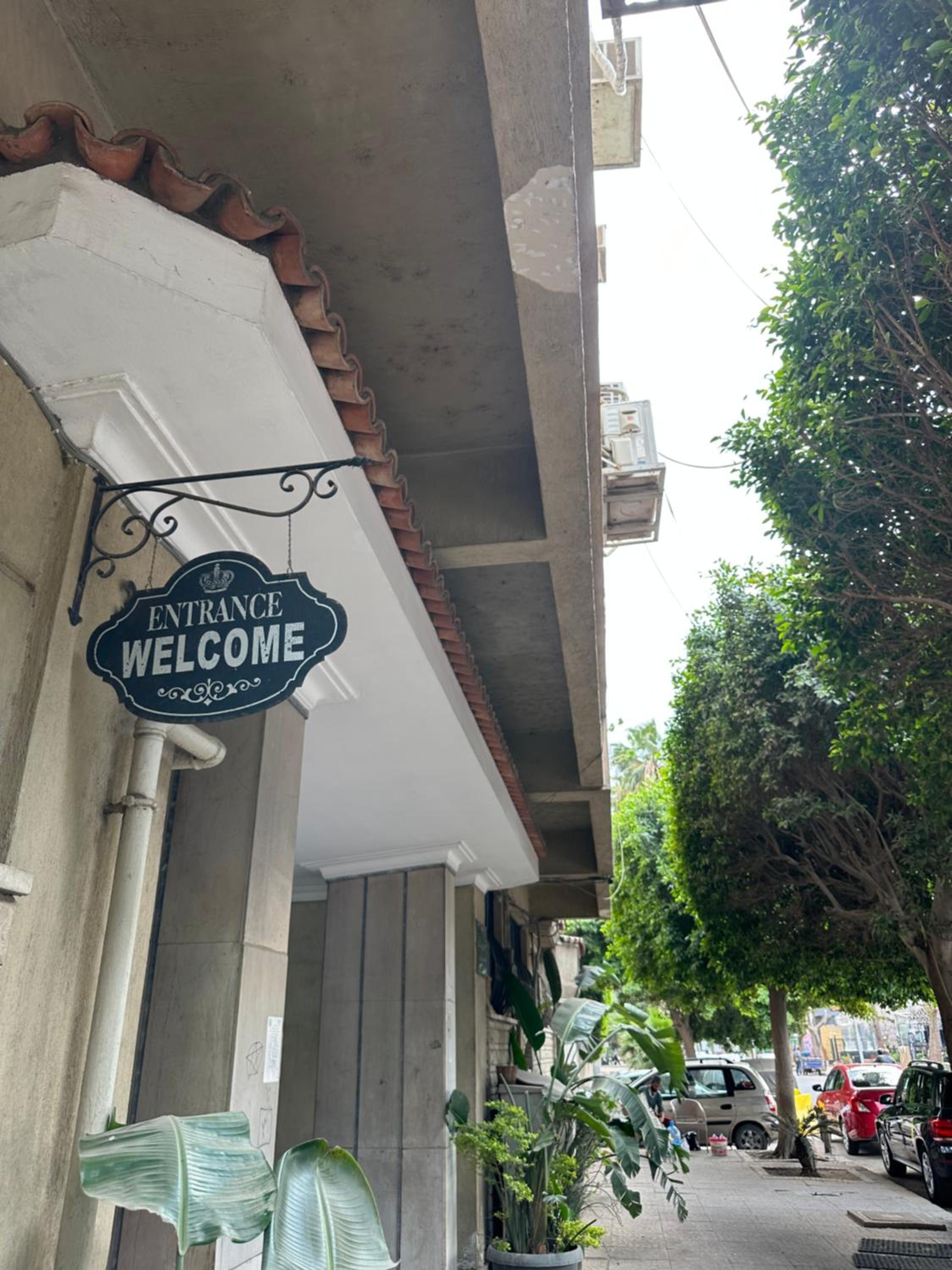 APOLO- Modern 1-Bedroom apartment in Heart of Zamalek visits allowed