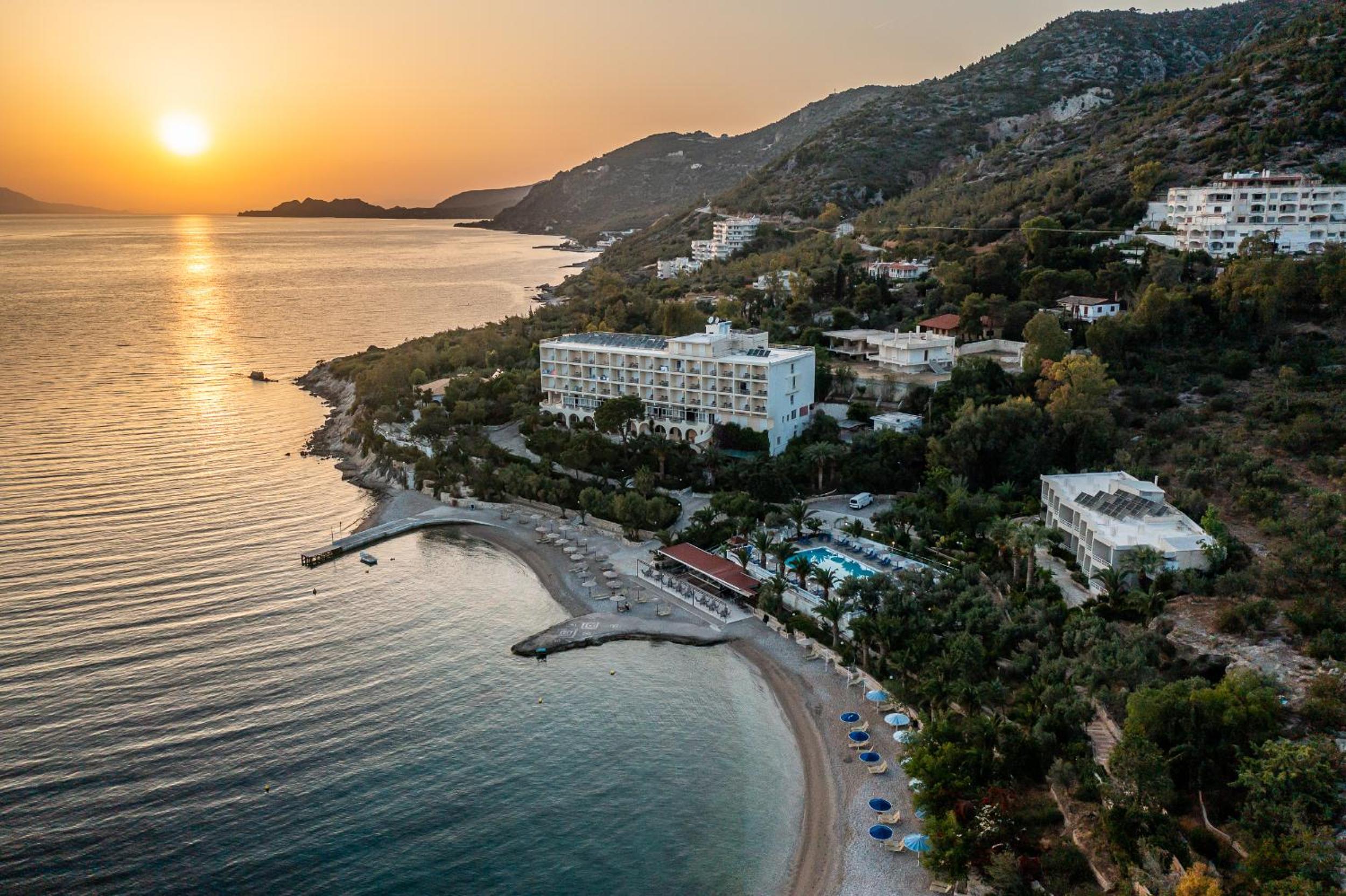 Loutraki Vacations - Pappas Hotel - Property Image 1