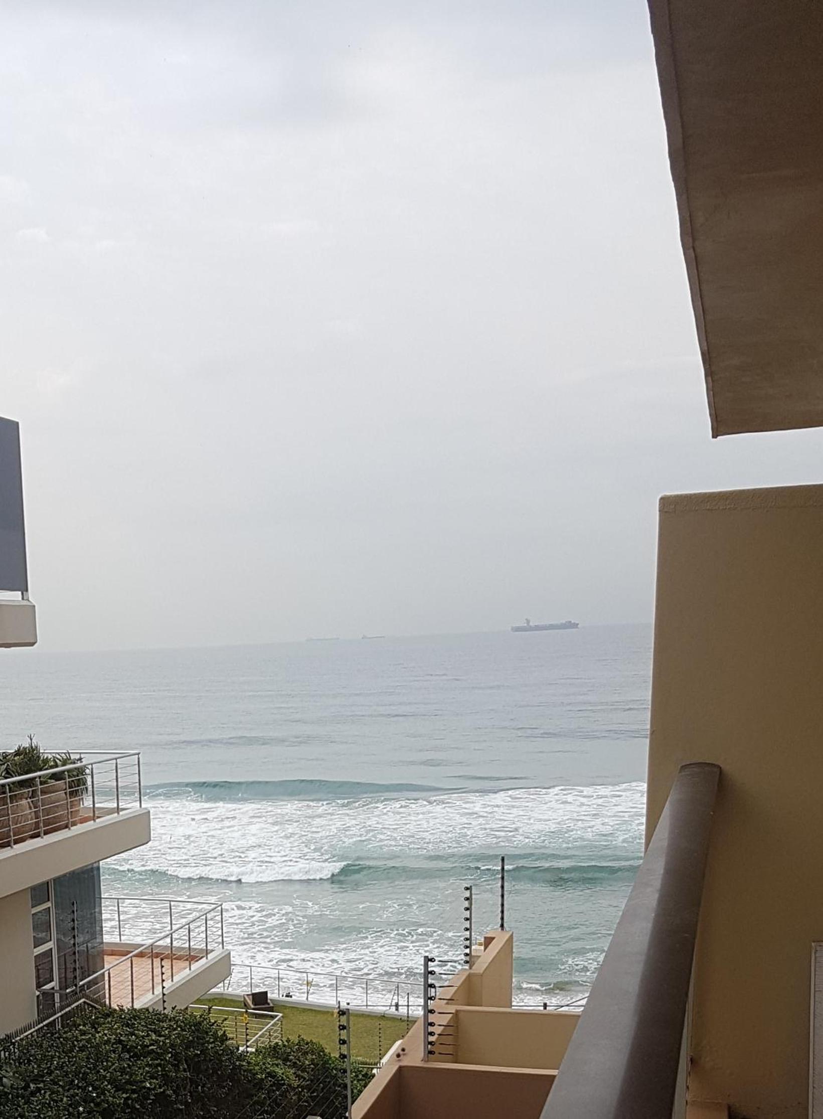 15 BRONZE BEACH UMHLANGA ROCKS DURBAN
