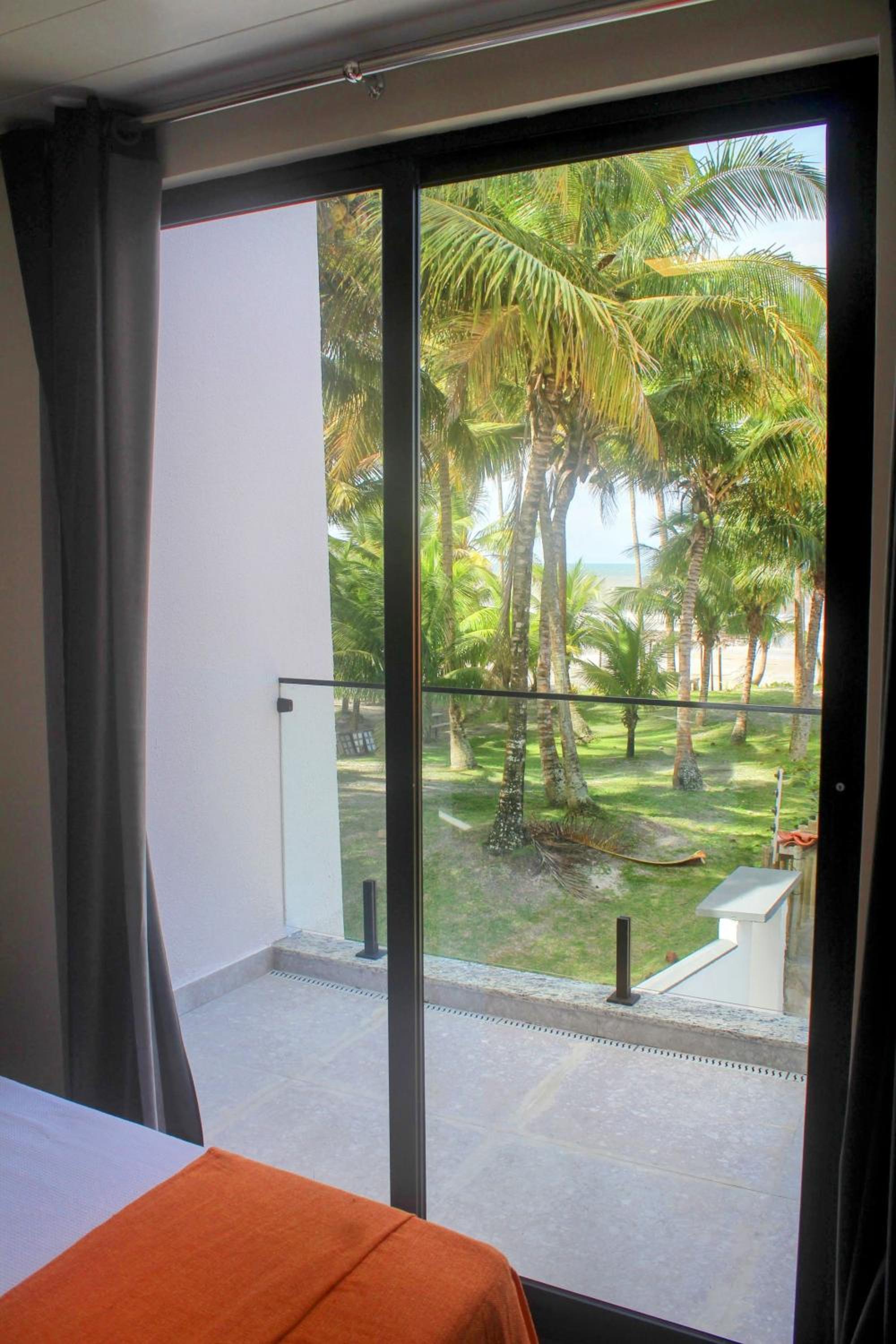 Casa Pé na Areia a 10m da Praia! Imperdível!