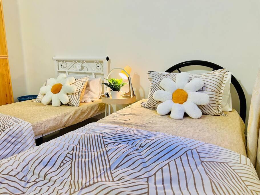 JB-Bukit Indah 8-15pax Spacious Home! 5min to Aeon