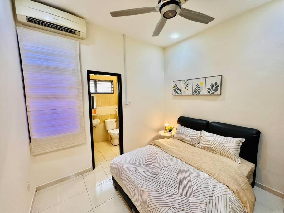 JB-Bukit Indah 8-15pax Spacious Home! 5min to Aeon
