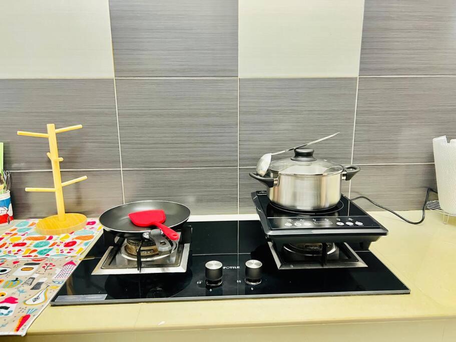 JB-Bukit Indah 8-15pax Spacious Home! 5min to Aeon