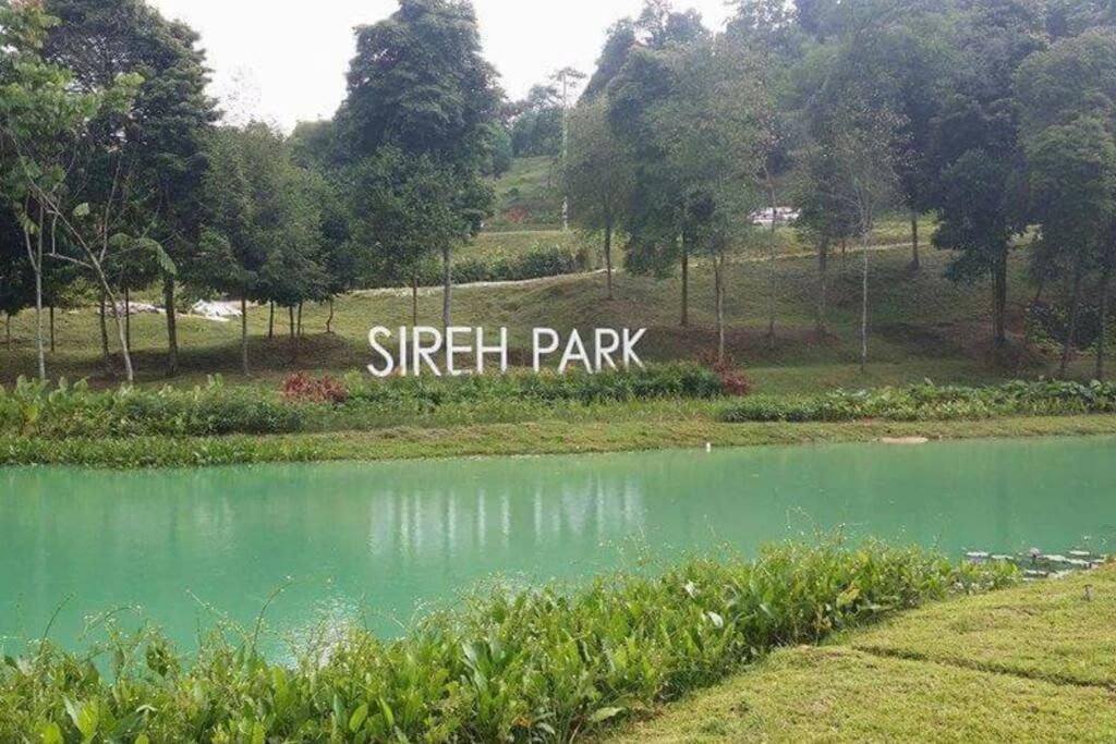 JB-Bukit Indah 8-15pax Spacious Home! 5min to Aeon