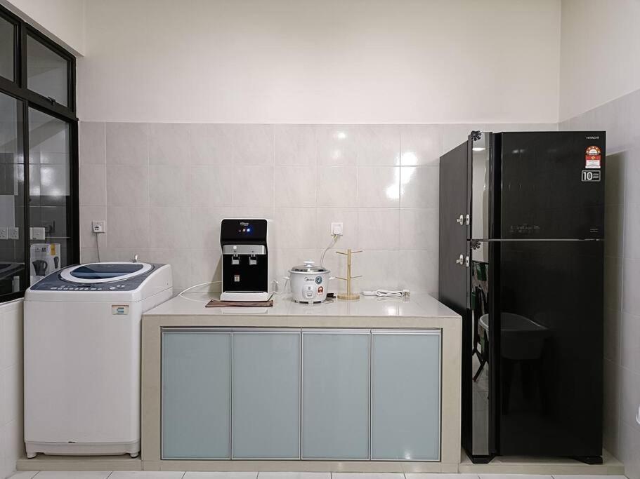 JB-Bukit Indah 8-15pax Spacious Home! 5min to Aeon