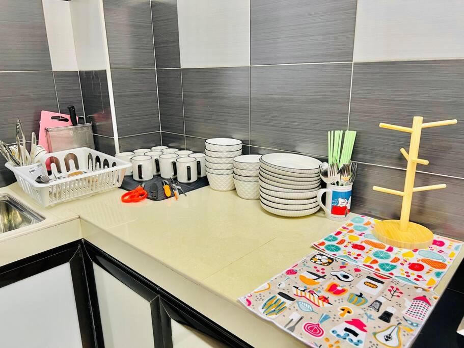 JB-Bukit Indah 8-15pax Spacious Home! 5min to Aeon
