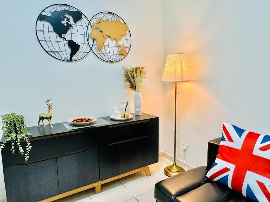 JB-Bukit Indah 8-15pax Spacious Home! 5min to Aeon