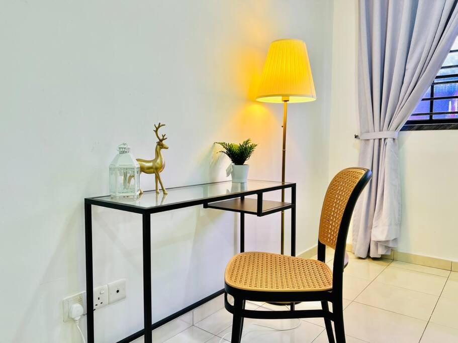 JB-Bukit Indah 8-15pax Spacious Home! 5min to Aeon