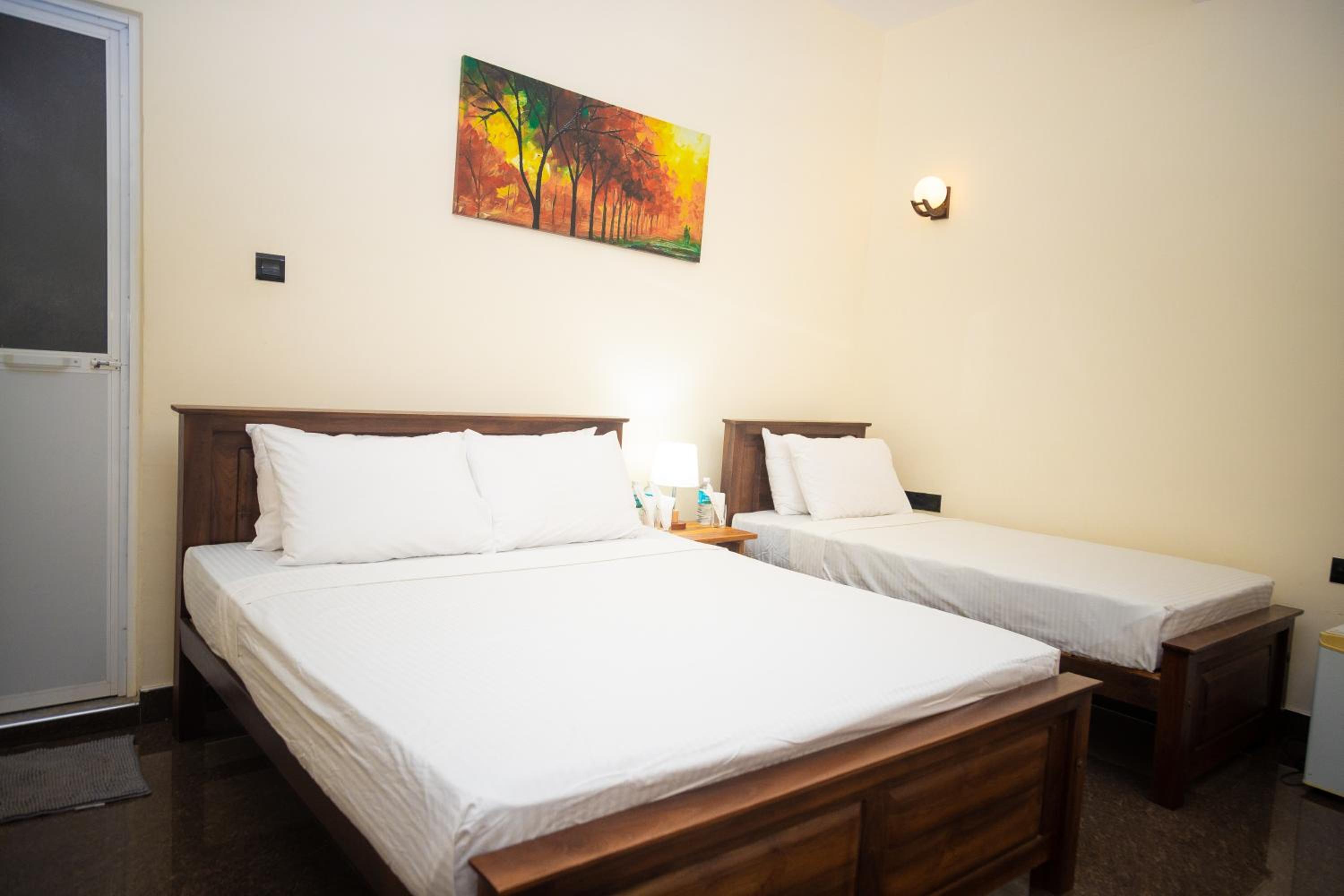 Marathona Tourist Resort - Anuradhapura