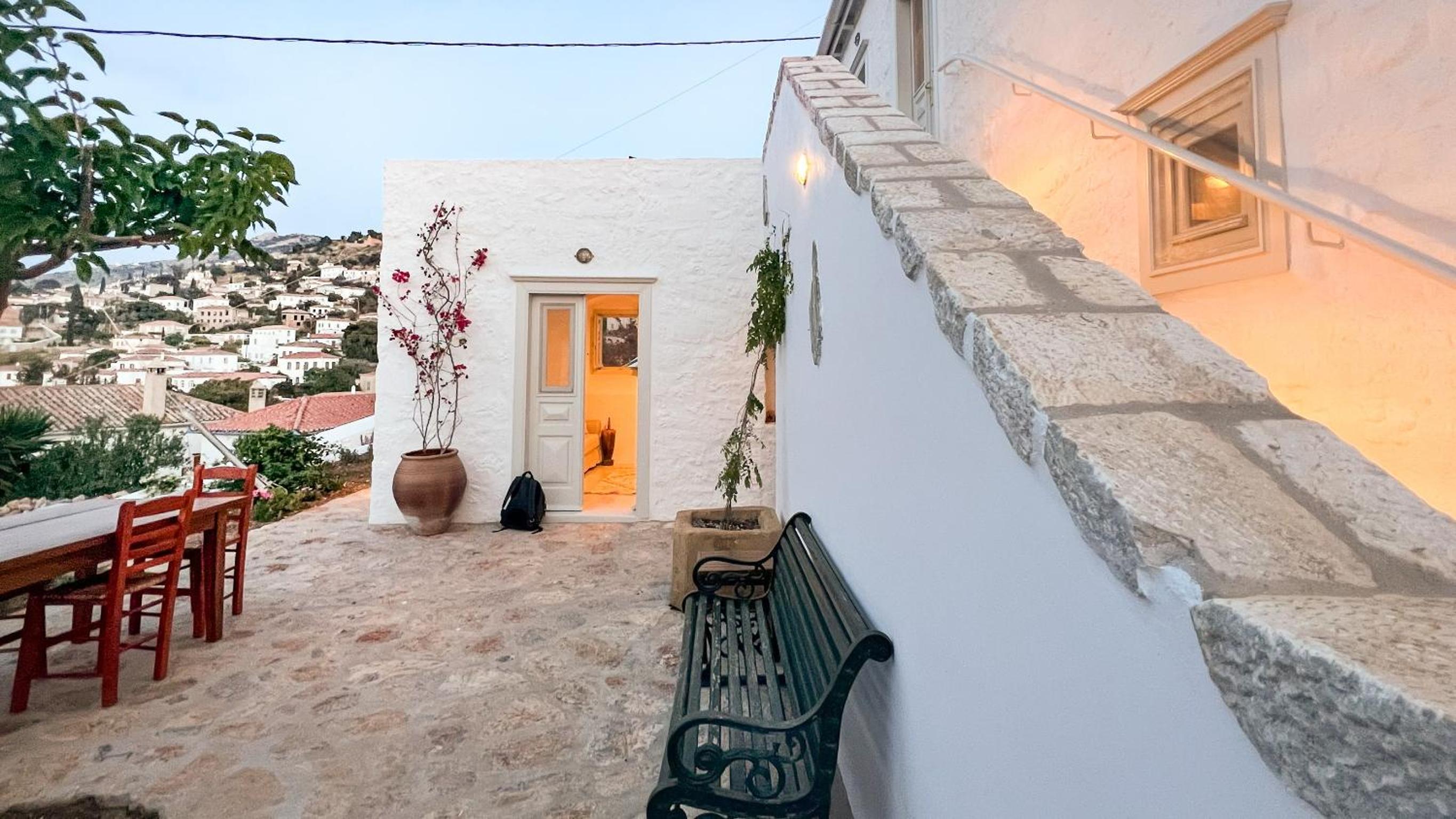 Hydra Homesteads