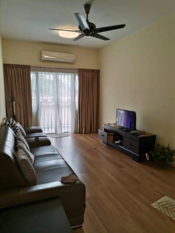 Sweet Homestay Golden Shower Apartment photo 8