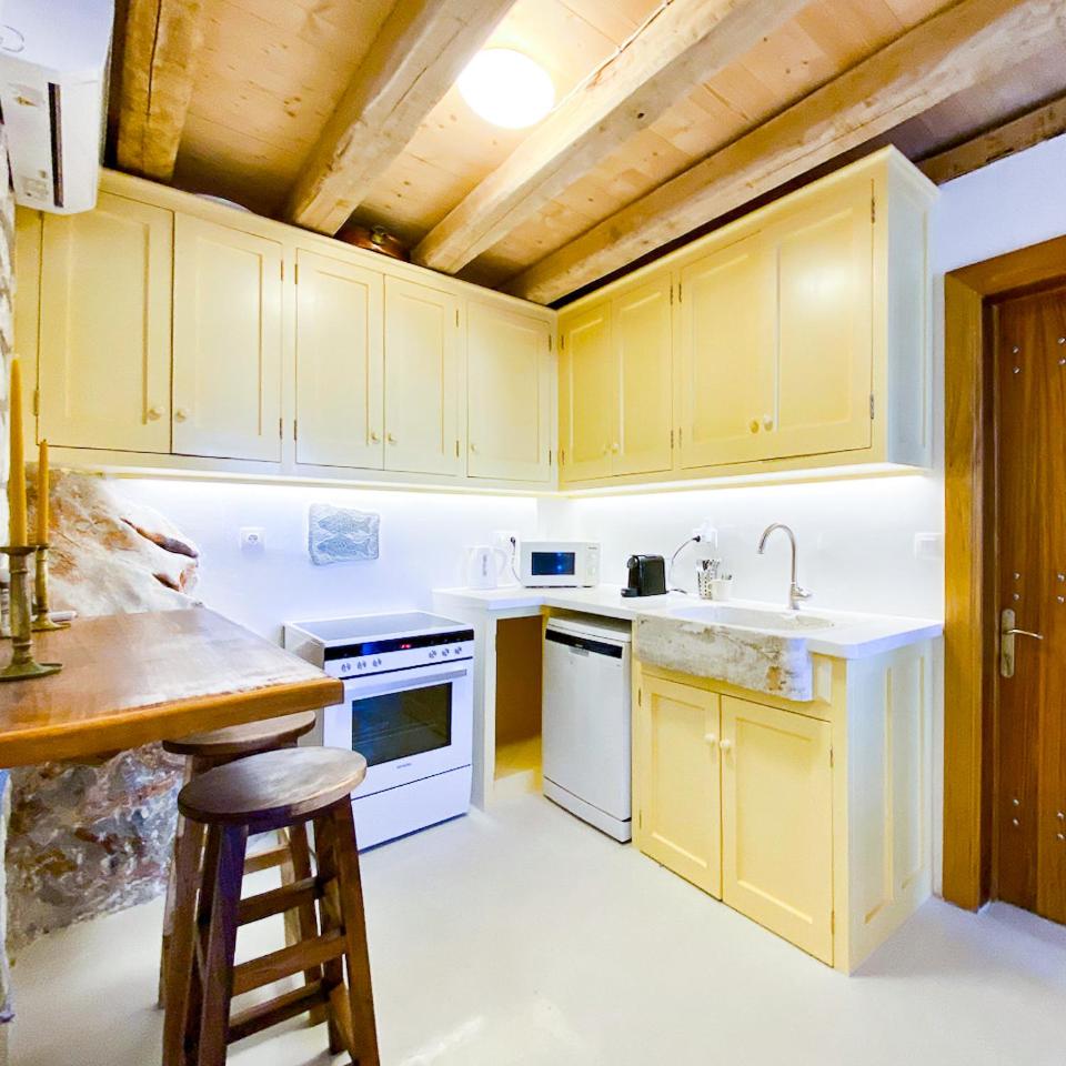 Hydra Homesteads