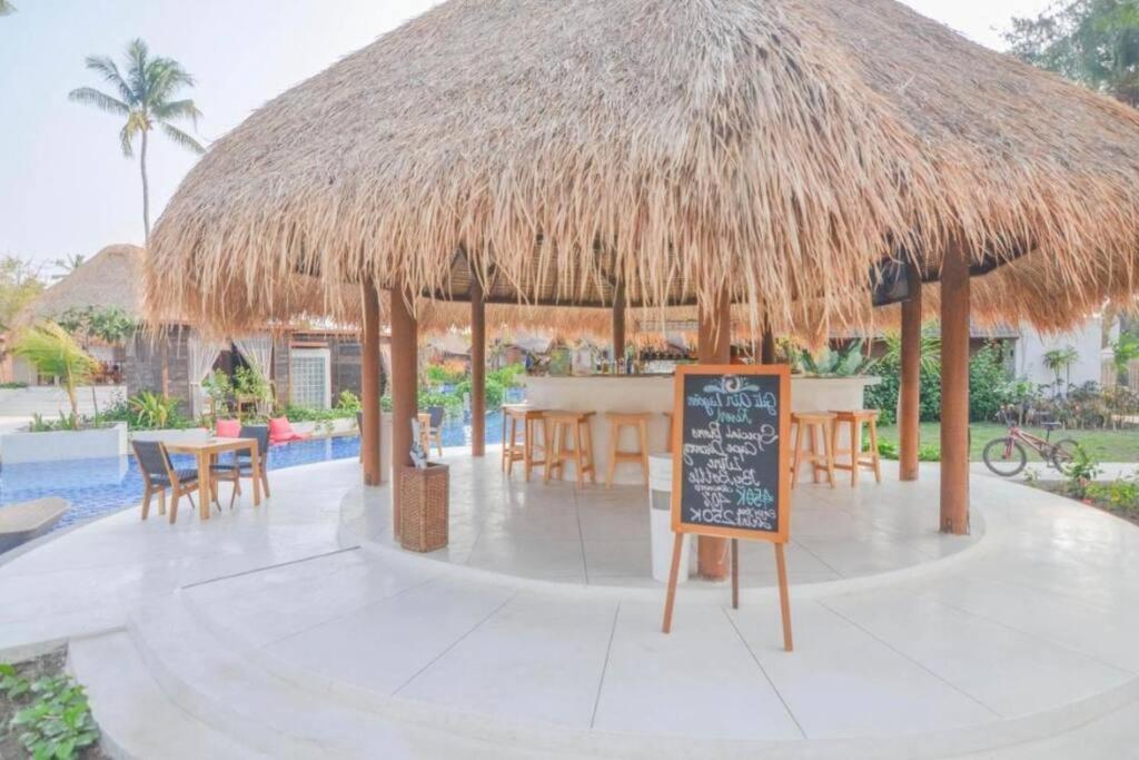 Private Lagoon House 7 BR in The Beach Front CYN view 4