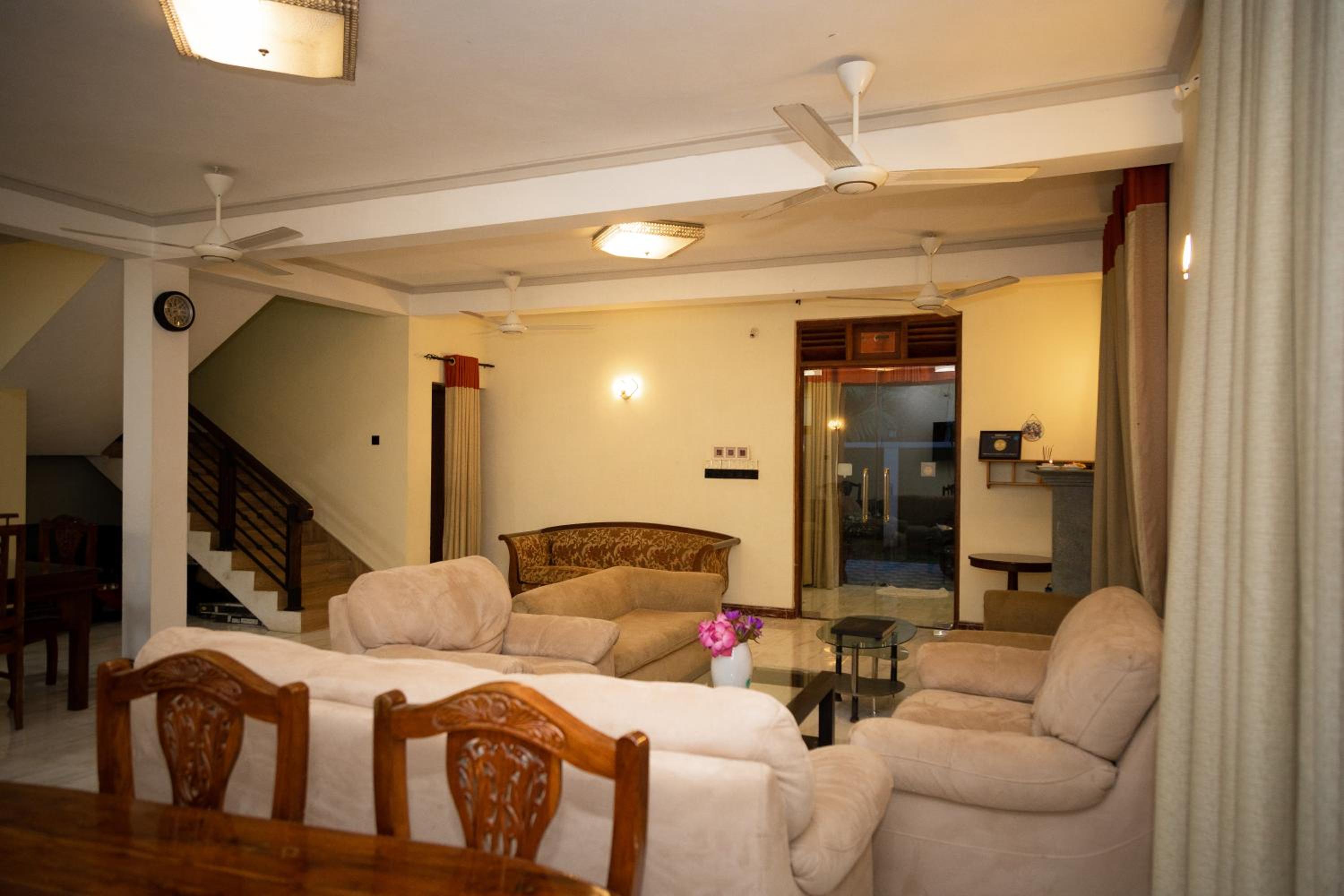 Marathona Tourist Resort - Anuradhapura