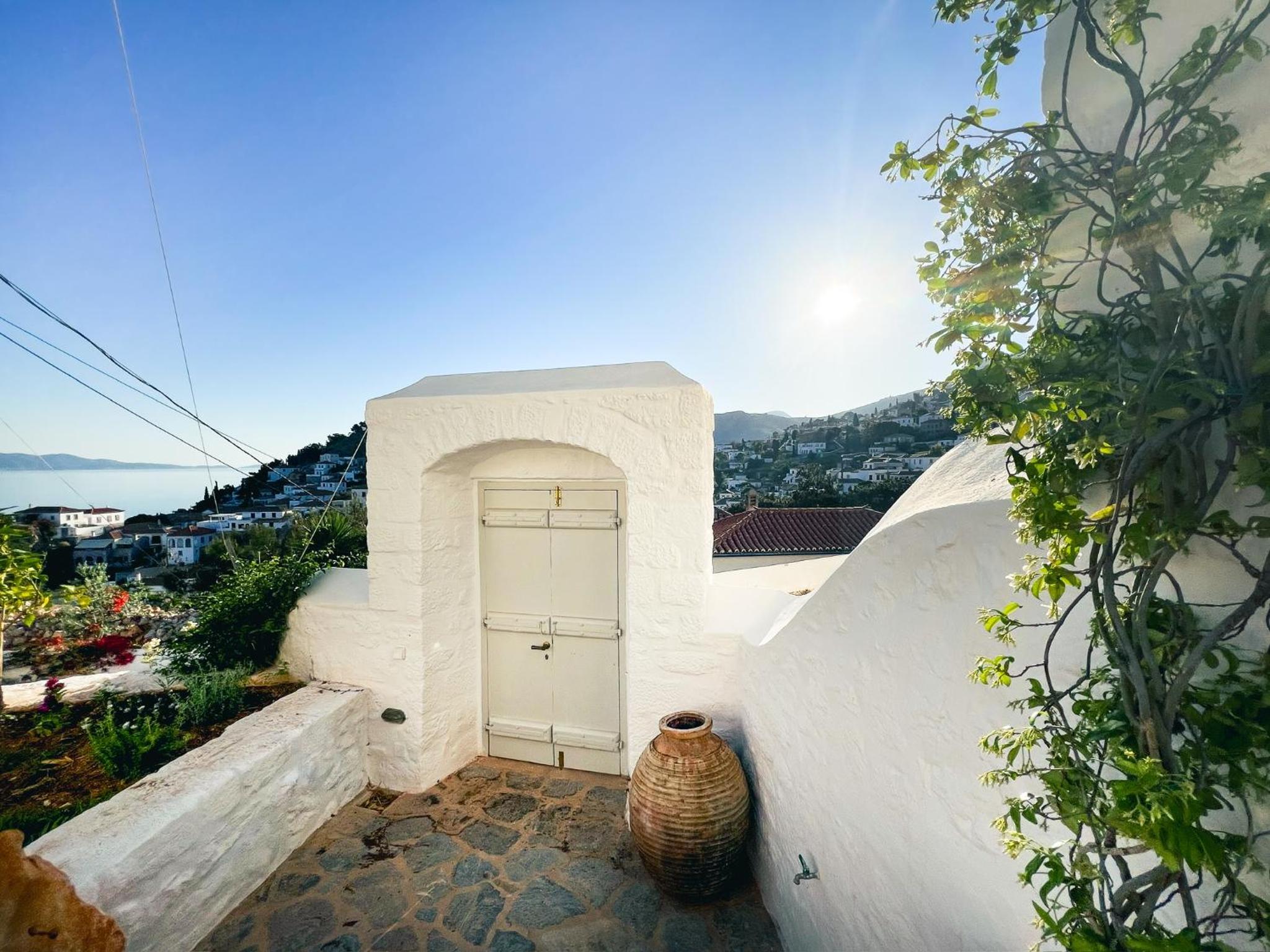 Hydra Homesteads