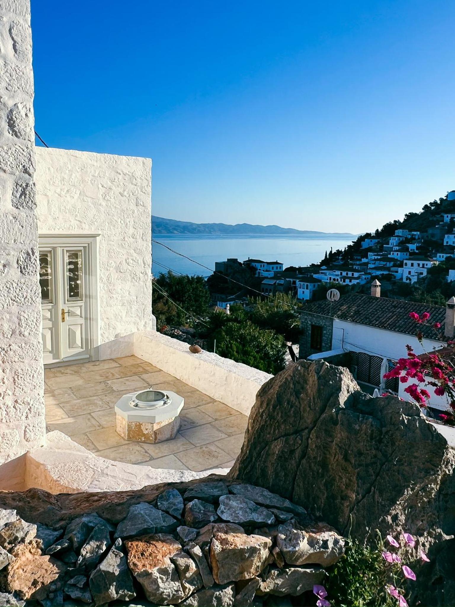 Hydra Homesteads