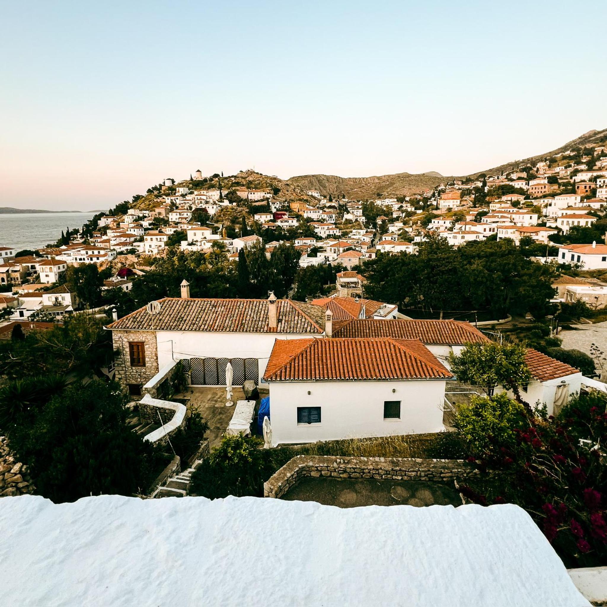 Hydra Homesteads